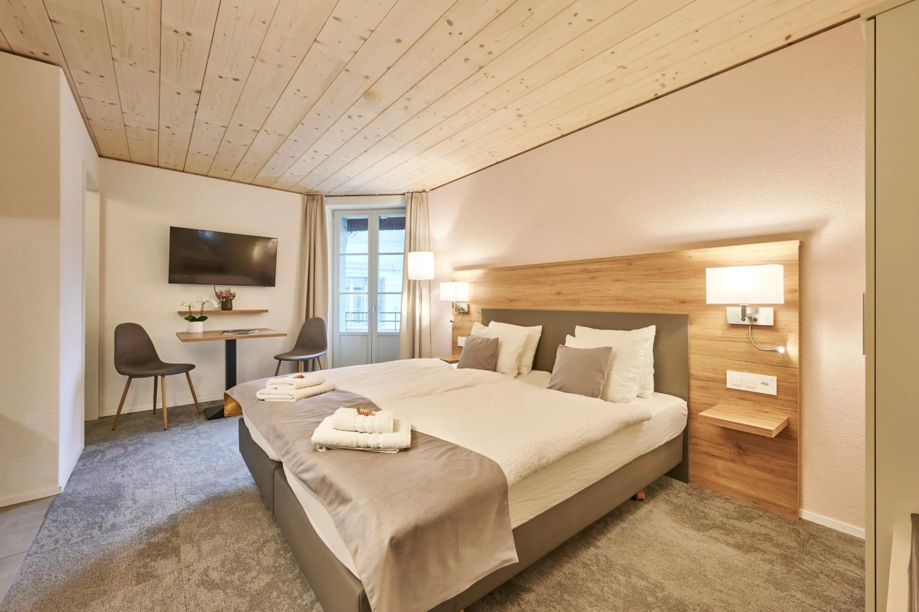 Bed in Aparthotel Krone - Self Check-In