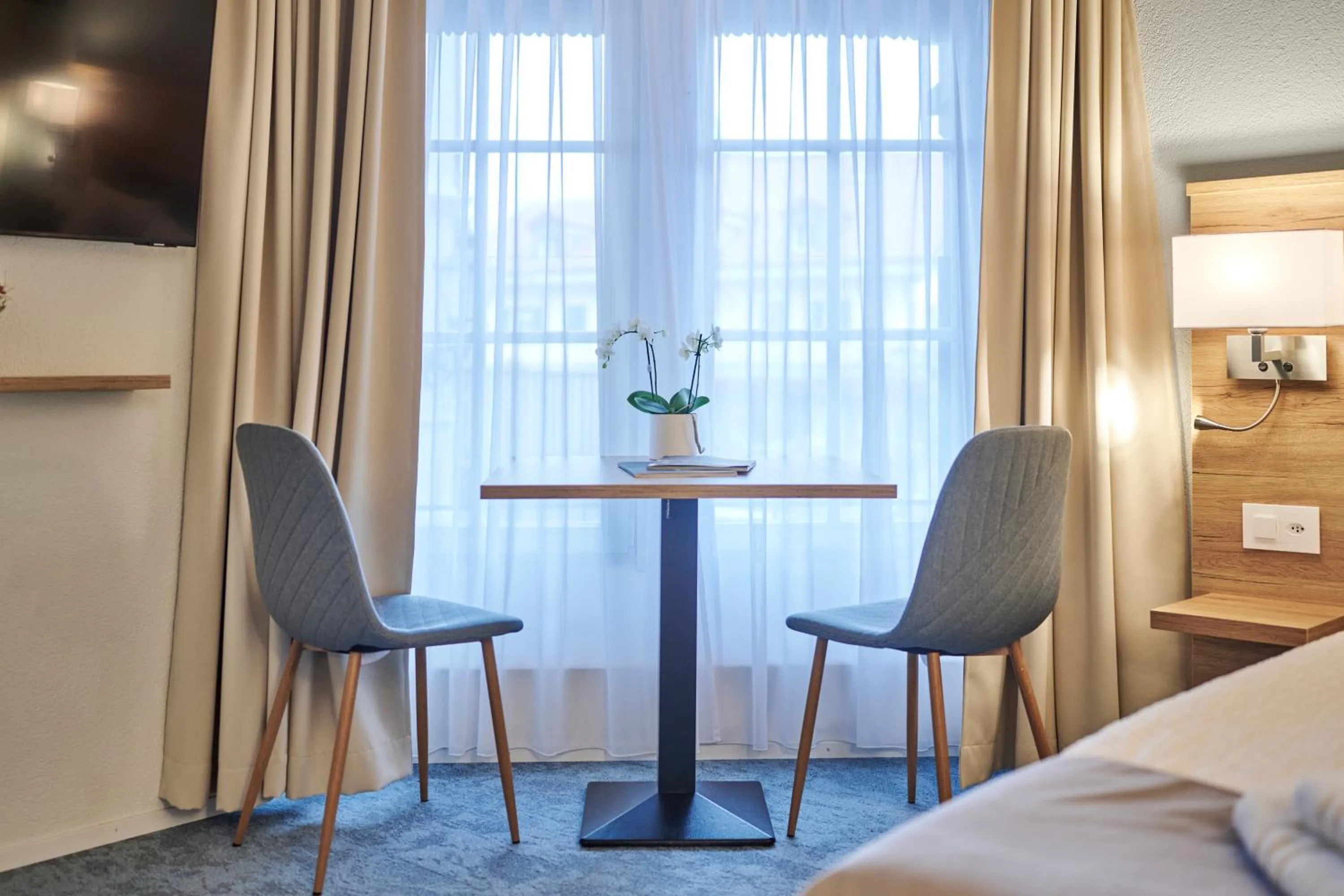 Bed in Aparthotel Krone - Self Check-In