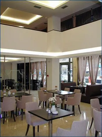 Restaurant/places to eat in Saint George Hotel