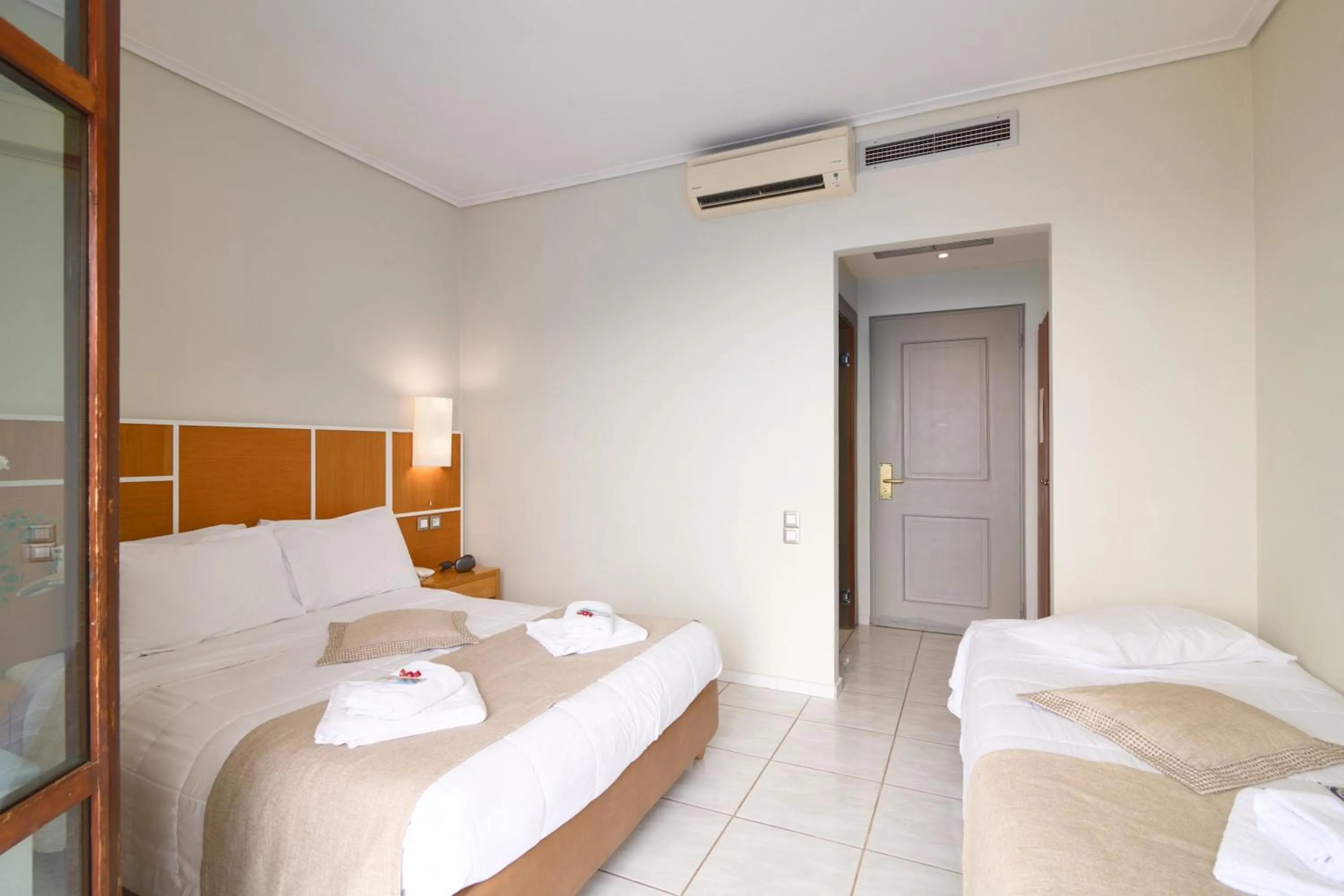 Bed in Fedriades Delphi Hotel