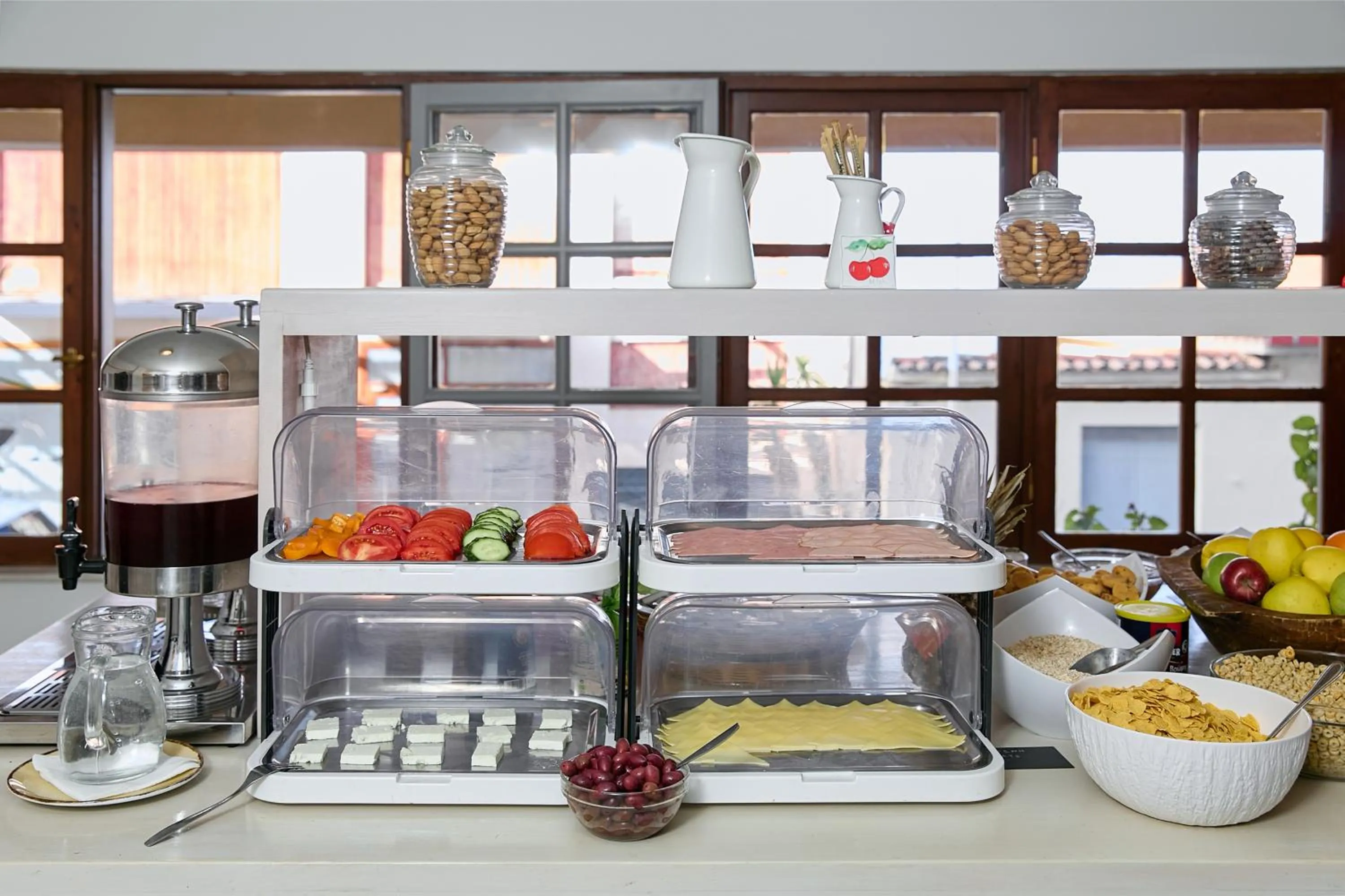 Buffet breakfast in Fedriades Delphi Hotel