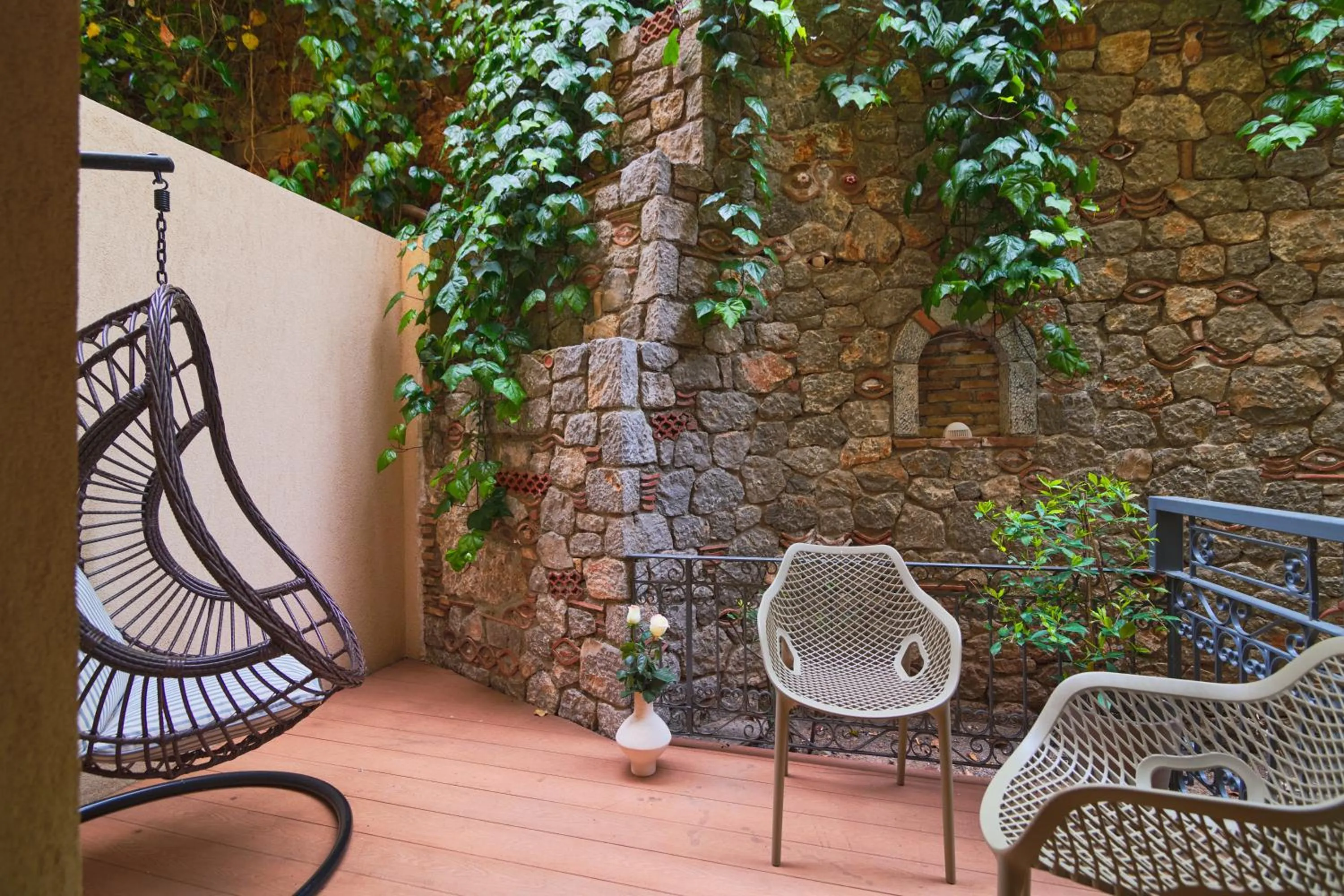 Garden view in Fedriades Delphi Hotel