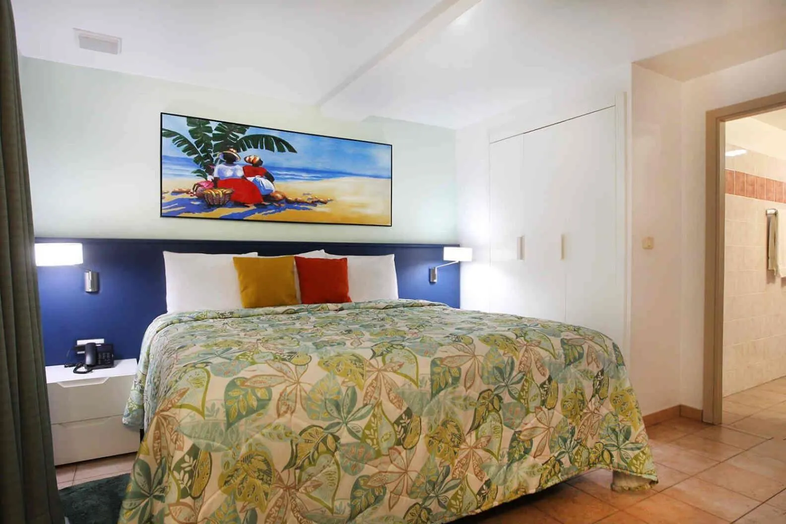 Photo of the whole room, Bed in Royal Islander Club Resort La Terrasse