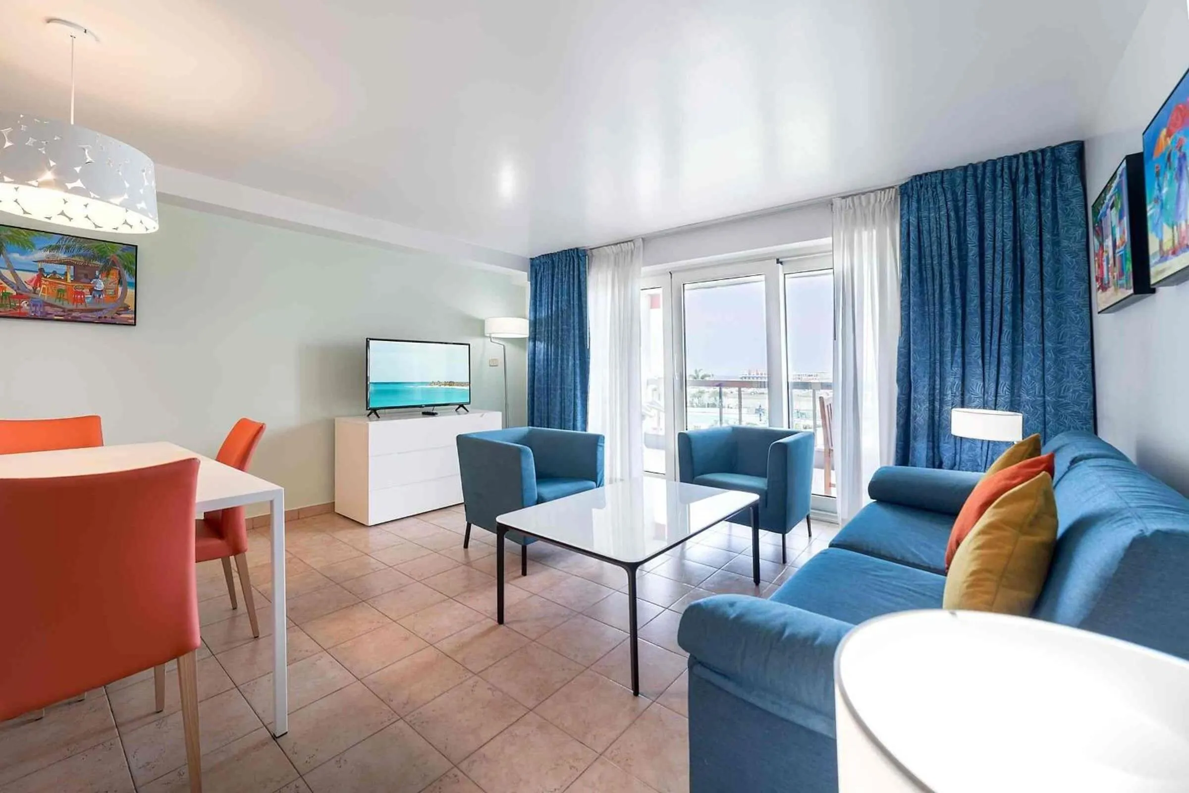 Photo of the whole room in Royal Islander Club Resort La Terrasse