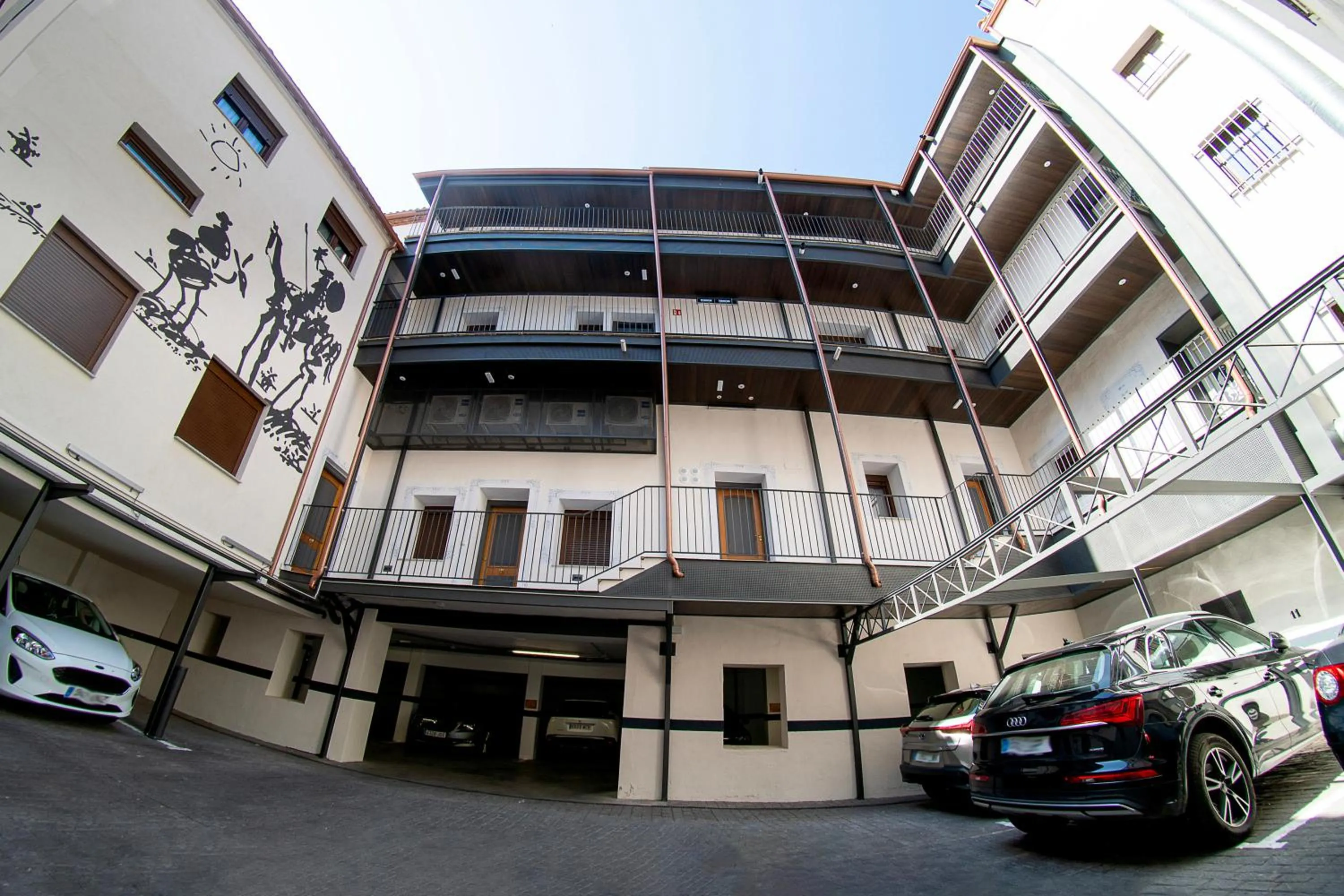 Parking in Cervantes 5 Collection - Greco Aparcamiento en el Edificio