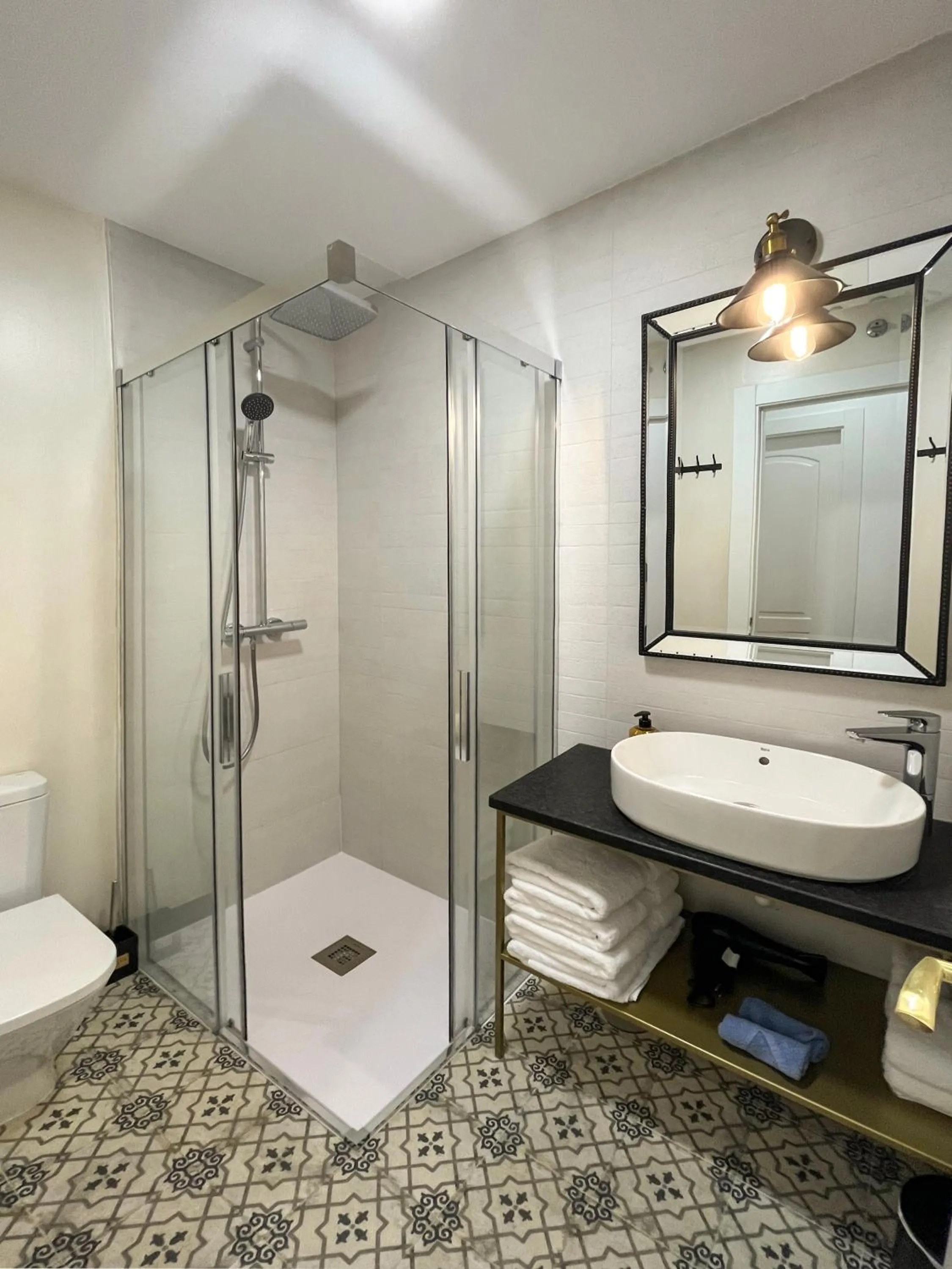 Bathroom in Cervantes 5 Collection - Greco Aparcamiento en el Edificio