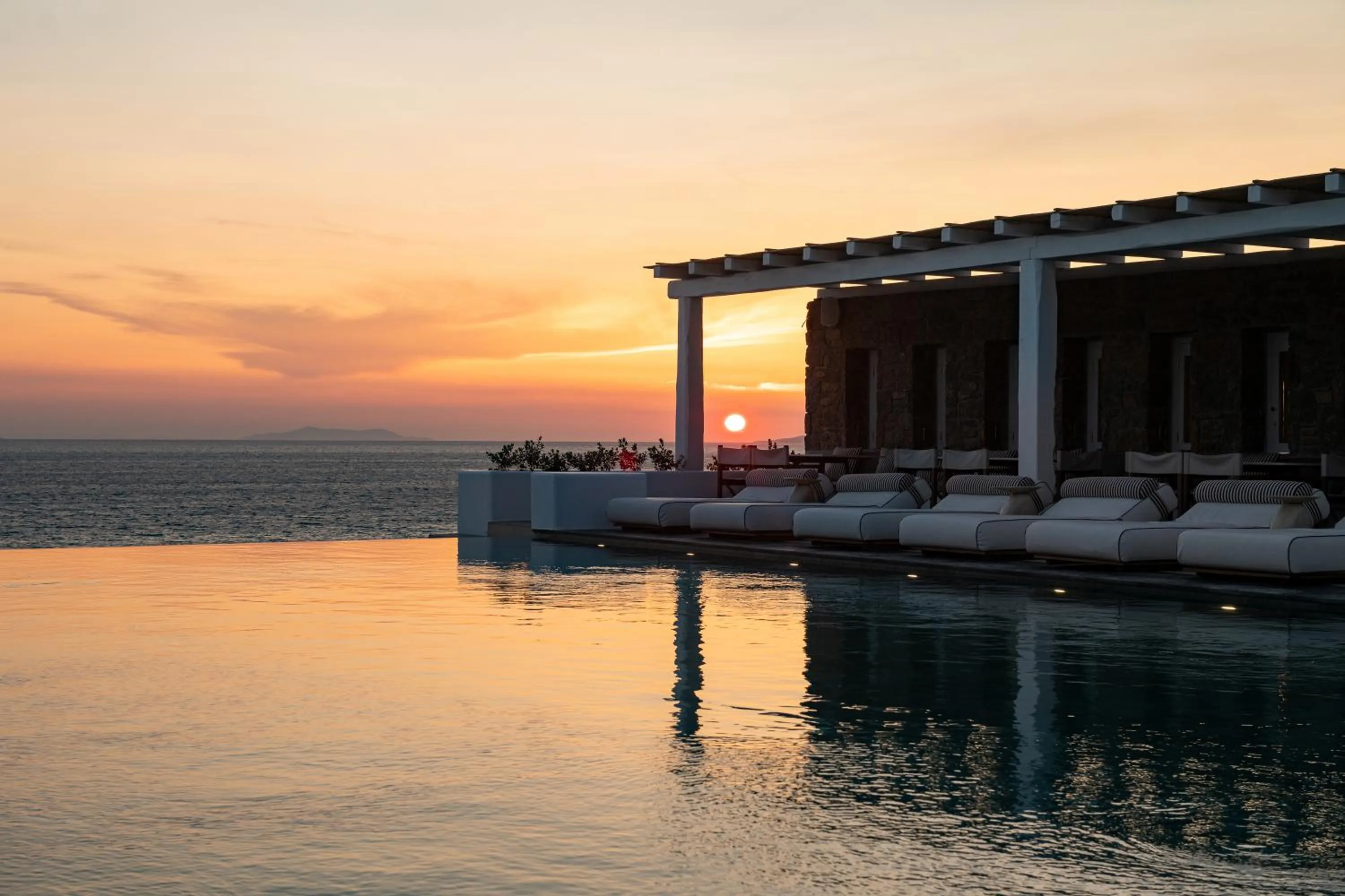 Pool view in Porto Mykonos