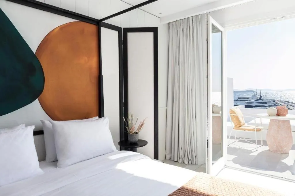 Photo of the whole room, Bed in Porto Mykonos