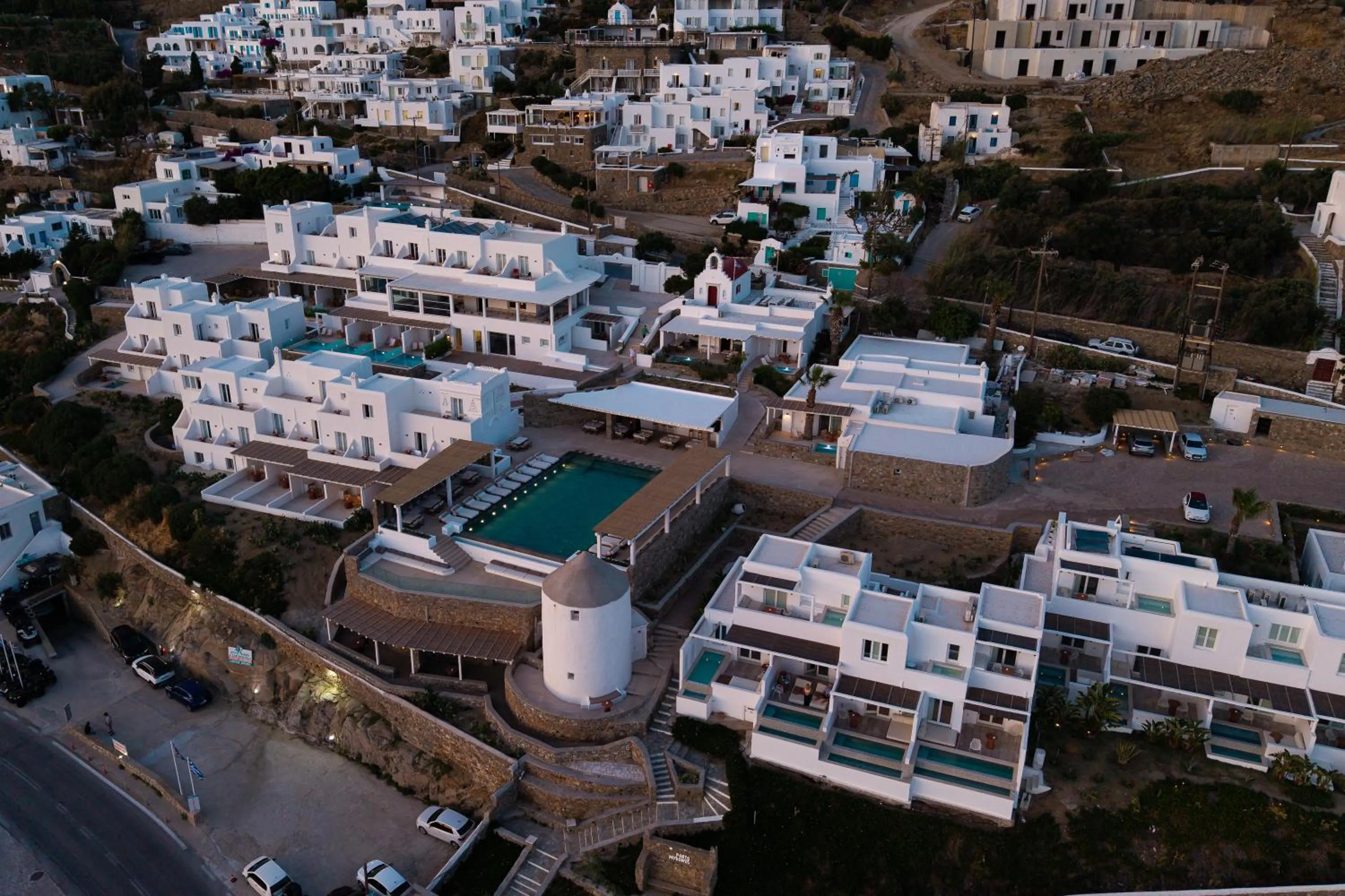 Property building in Porto Mykonos