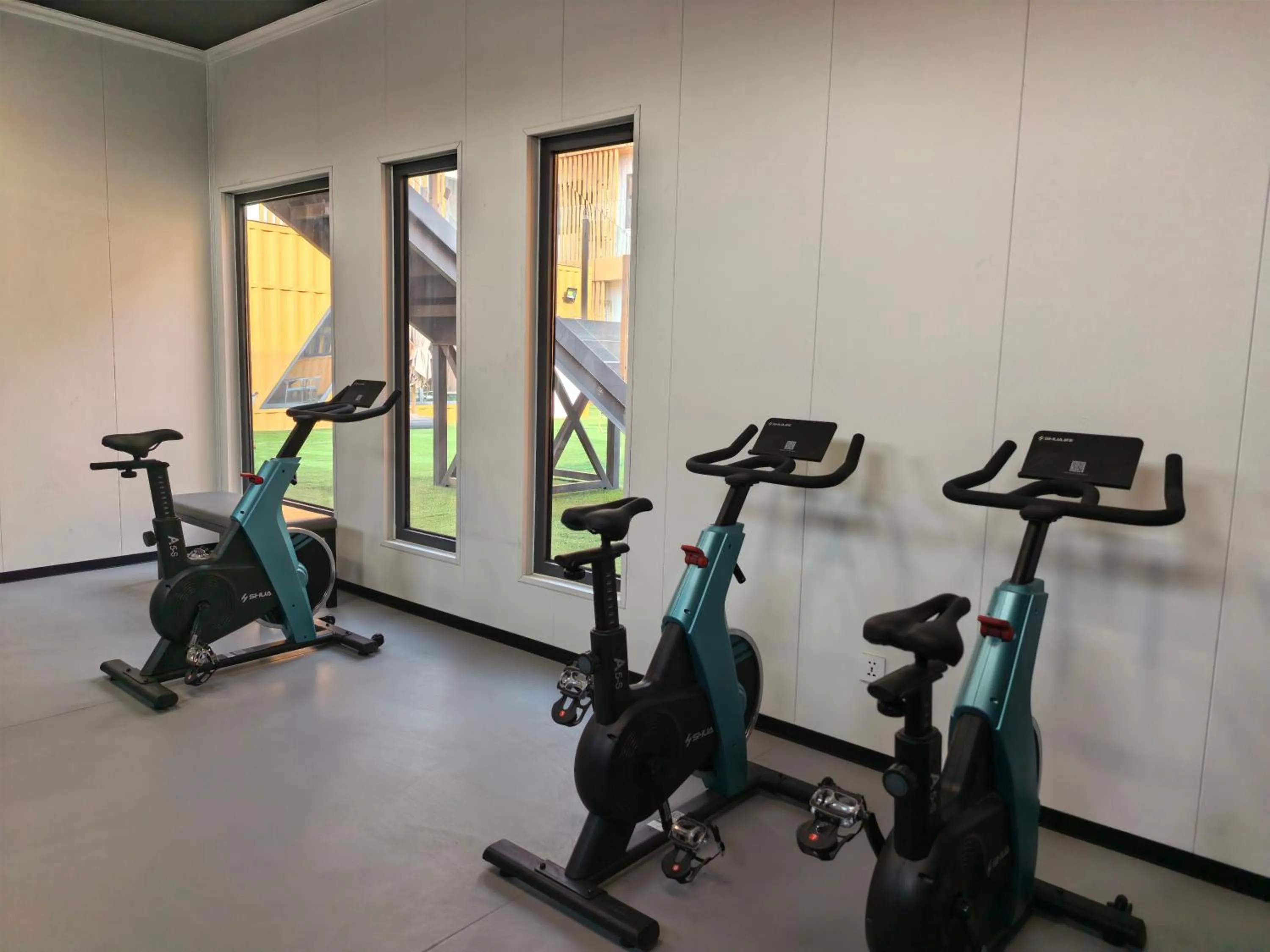 Fitness centre/facilities in Escale International Hotel