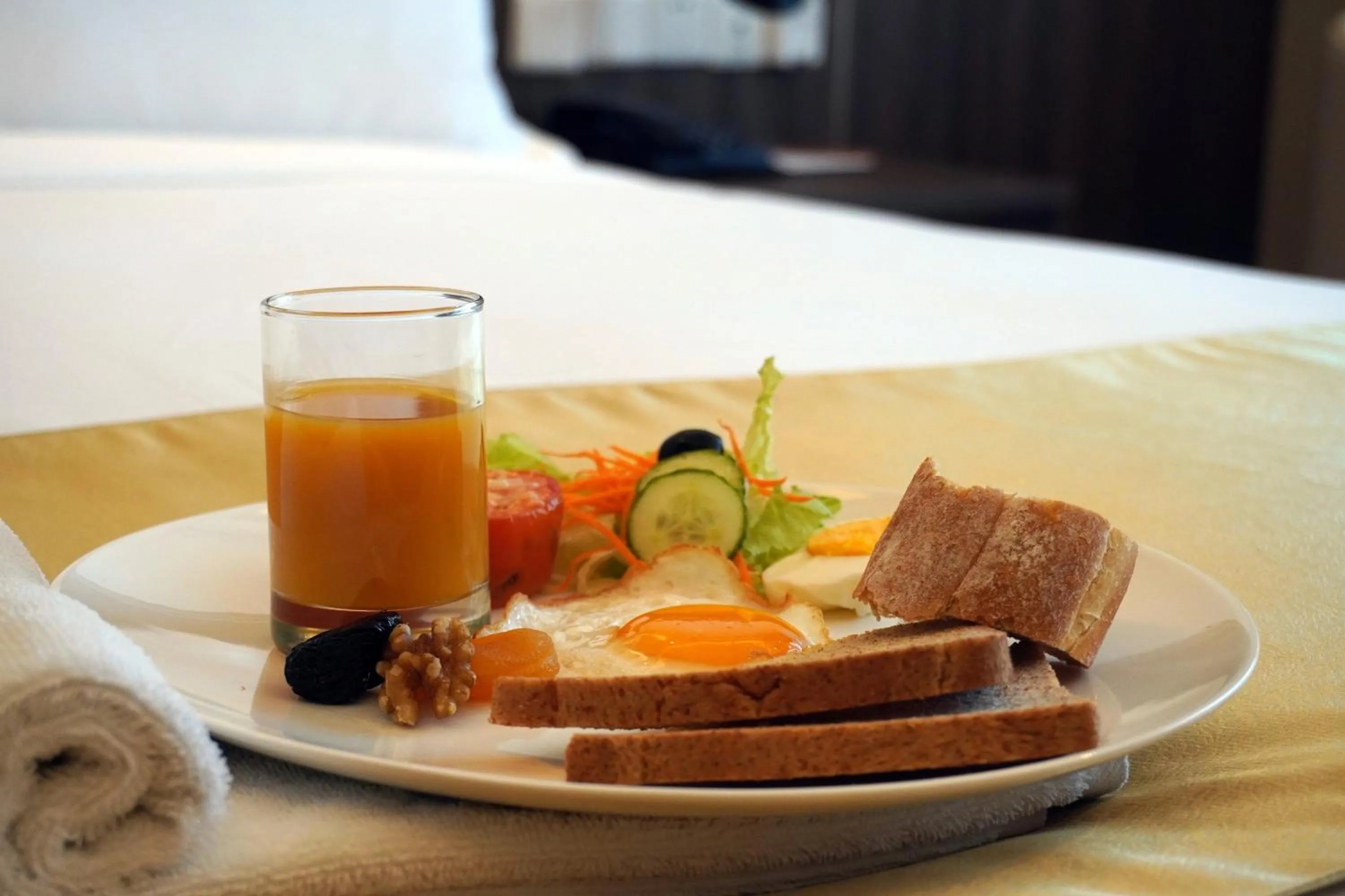 Restaurant/places to eat in Escale International Hotel