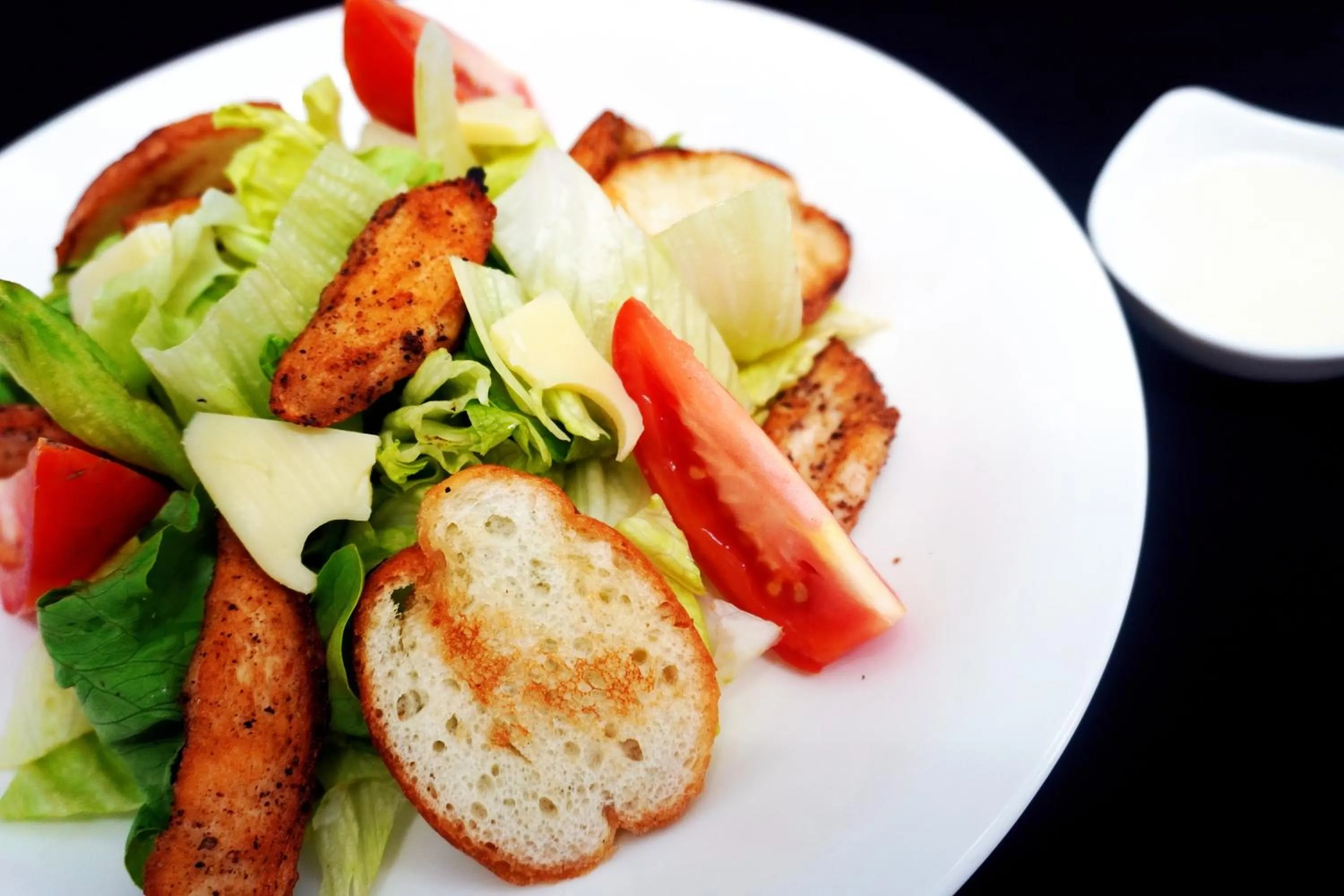 Restaurant/places to eat in Escale International Hotel