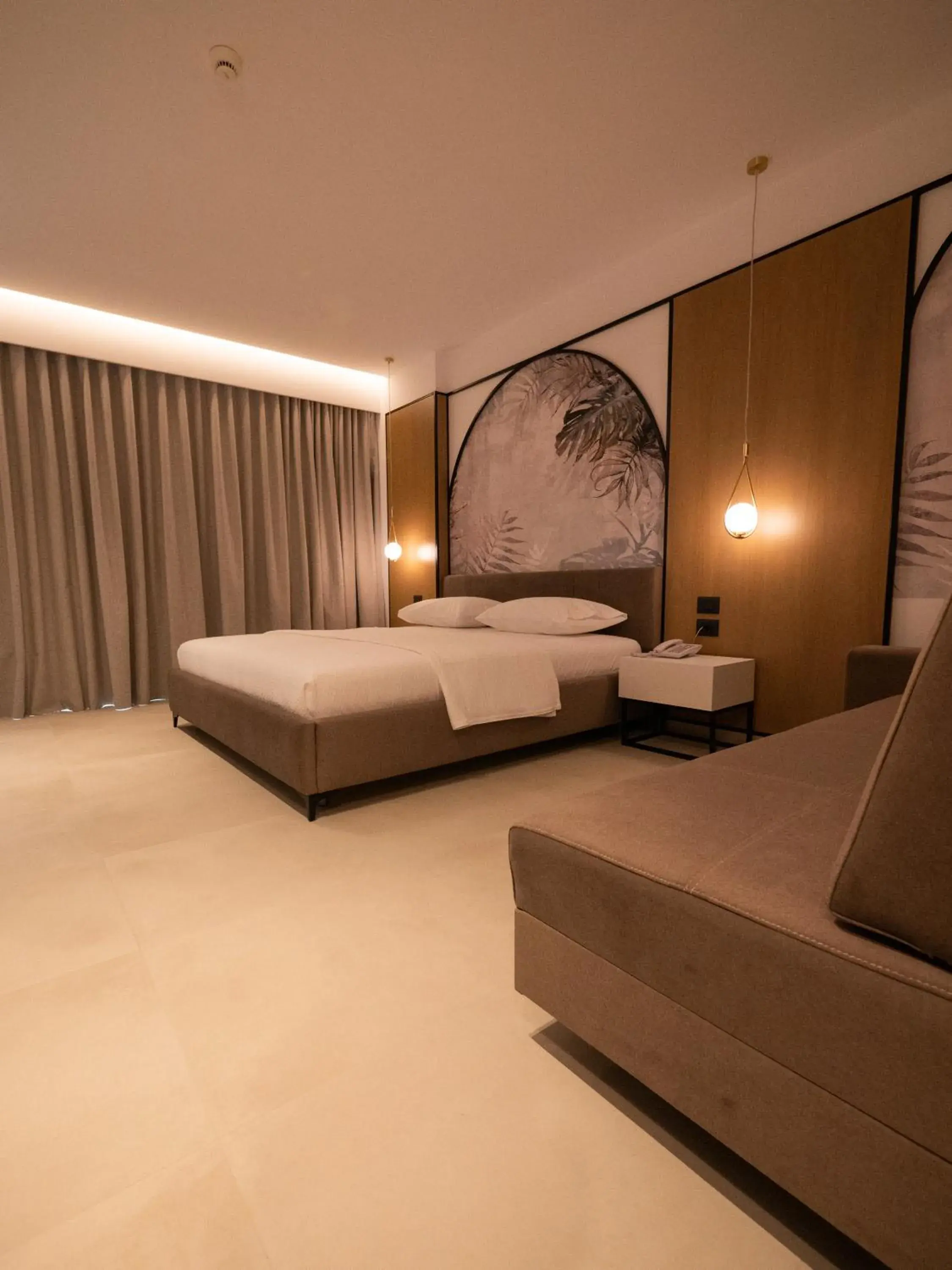 Superior Double Room with Balcony in Colosseum Hotel Superior Double Room with Balcony in Colosseum Hotel