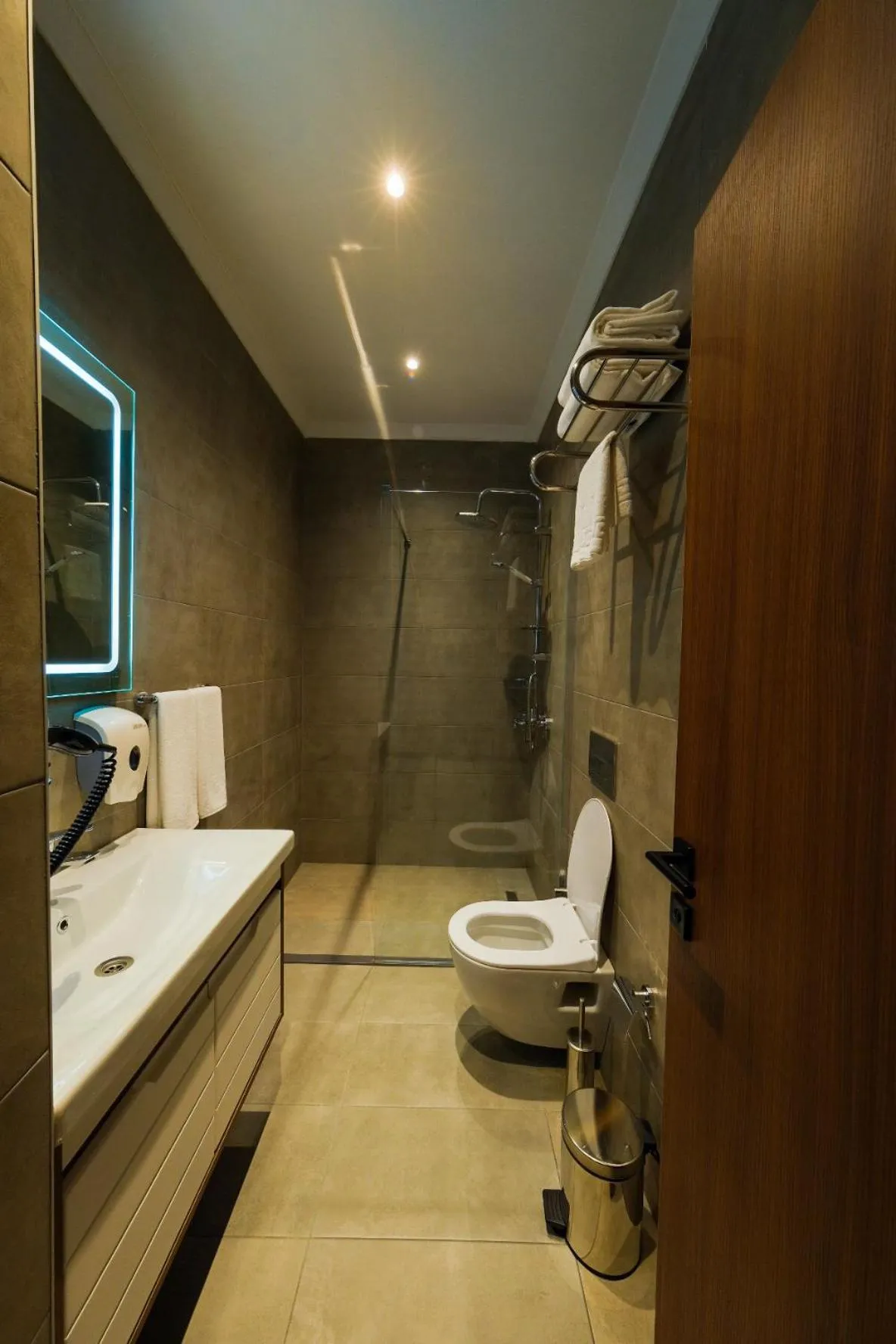 Shower in The Kailyn Hotels&Suites Ataşehir