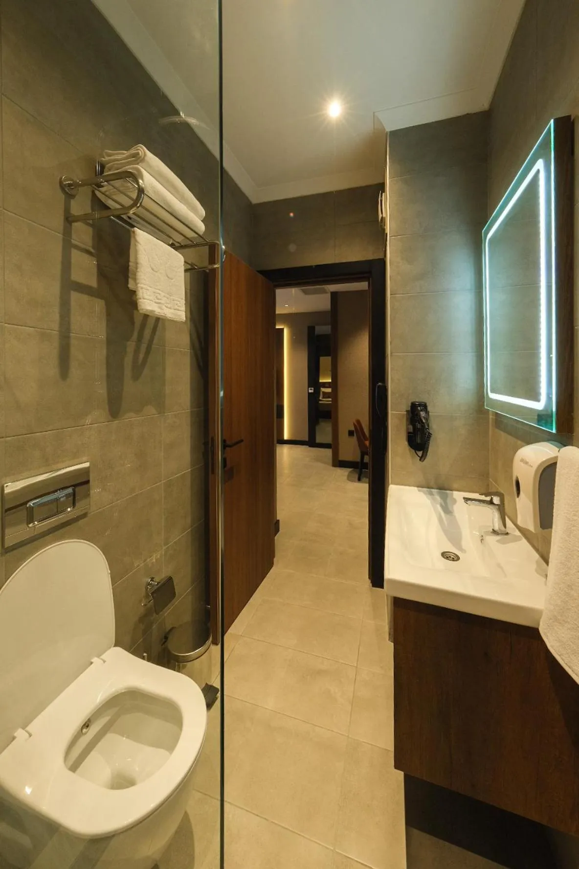 Shower in The Kailyn Hotels&Suites Ataşehir