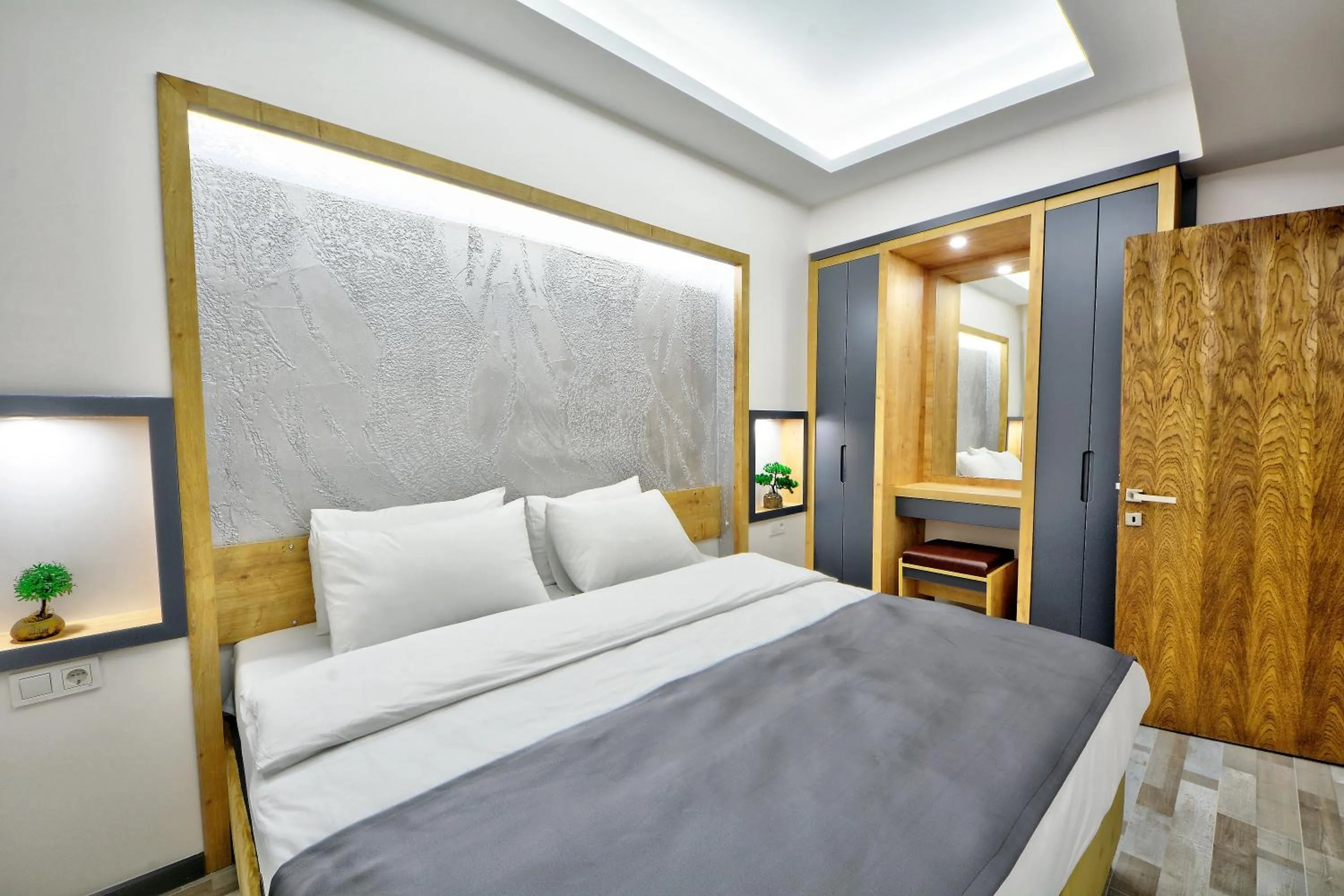 Bedroom in North Blue Life