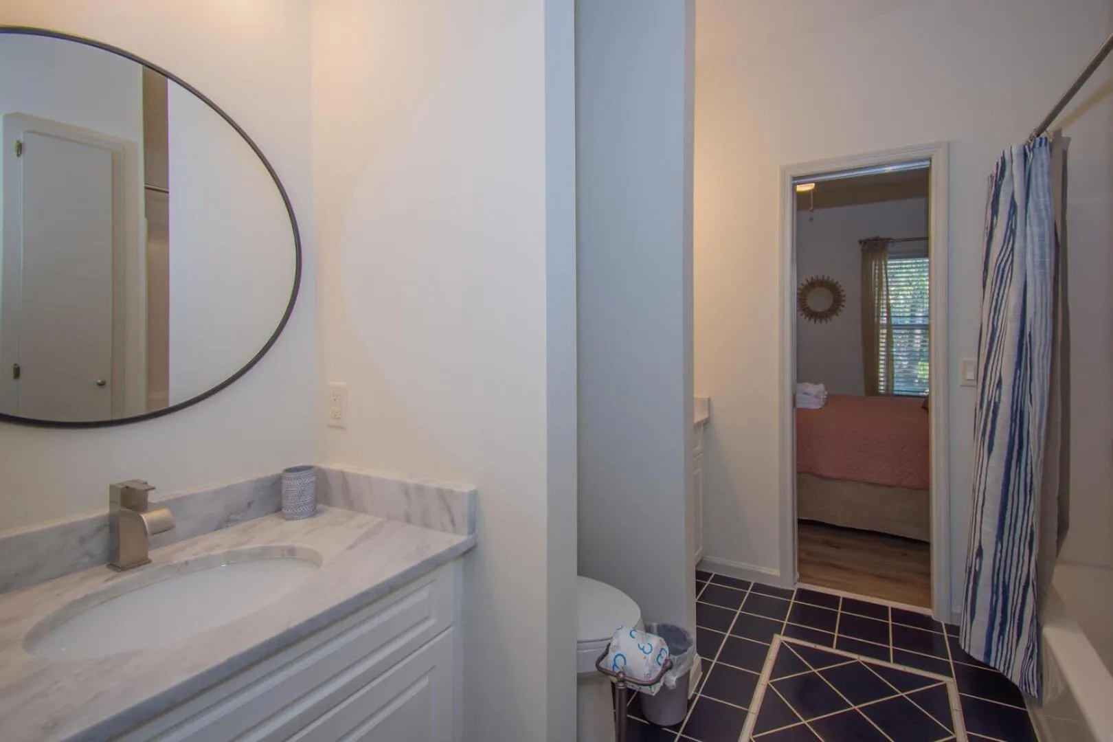 Other, Bed in Magnificent ocean views from upper floor of this 3BR home