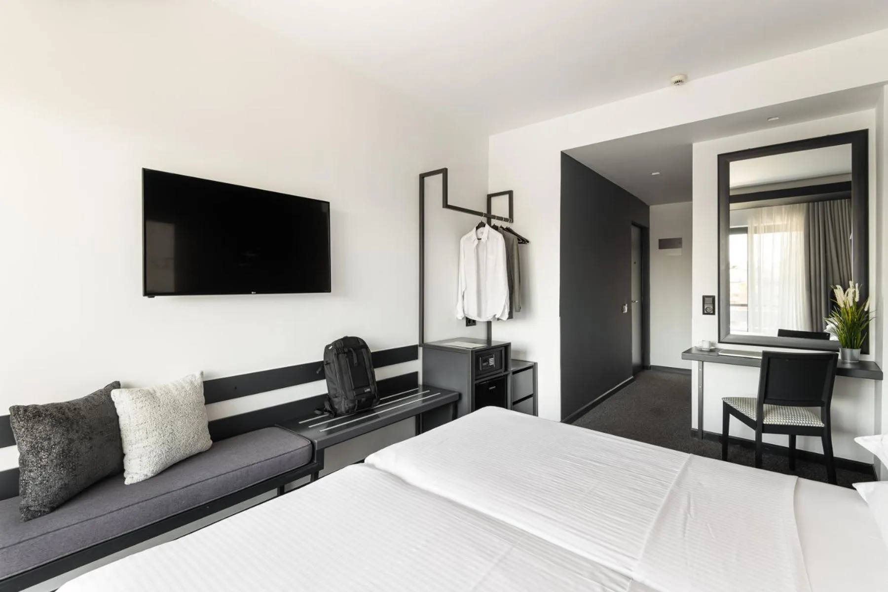 Photo of the whole room, Bed in Park Hotel