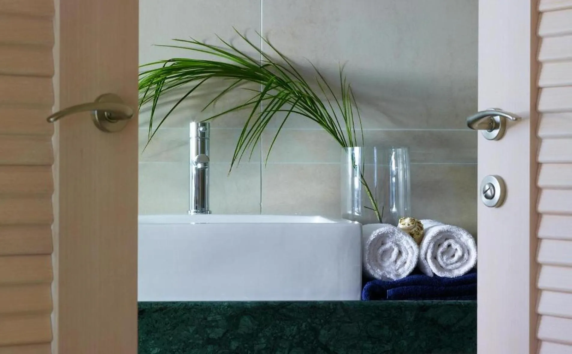 Bathroom in Elounda Ilion Hotel Bungalows