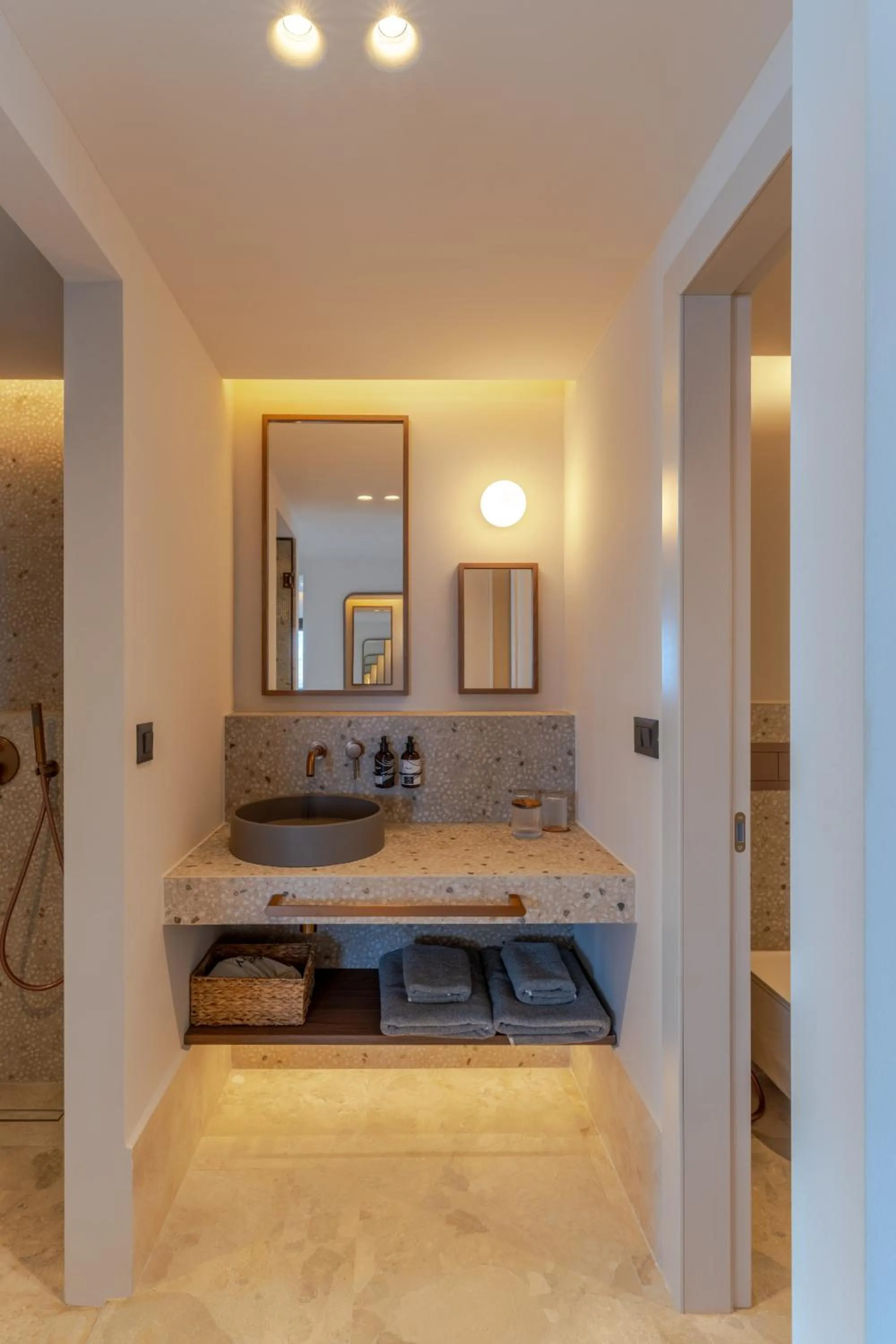 Bed in INNSiDE by Melia Elounda