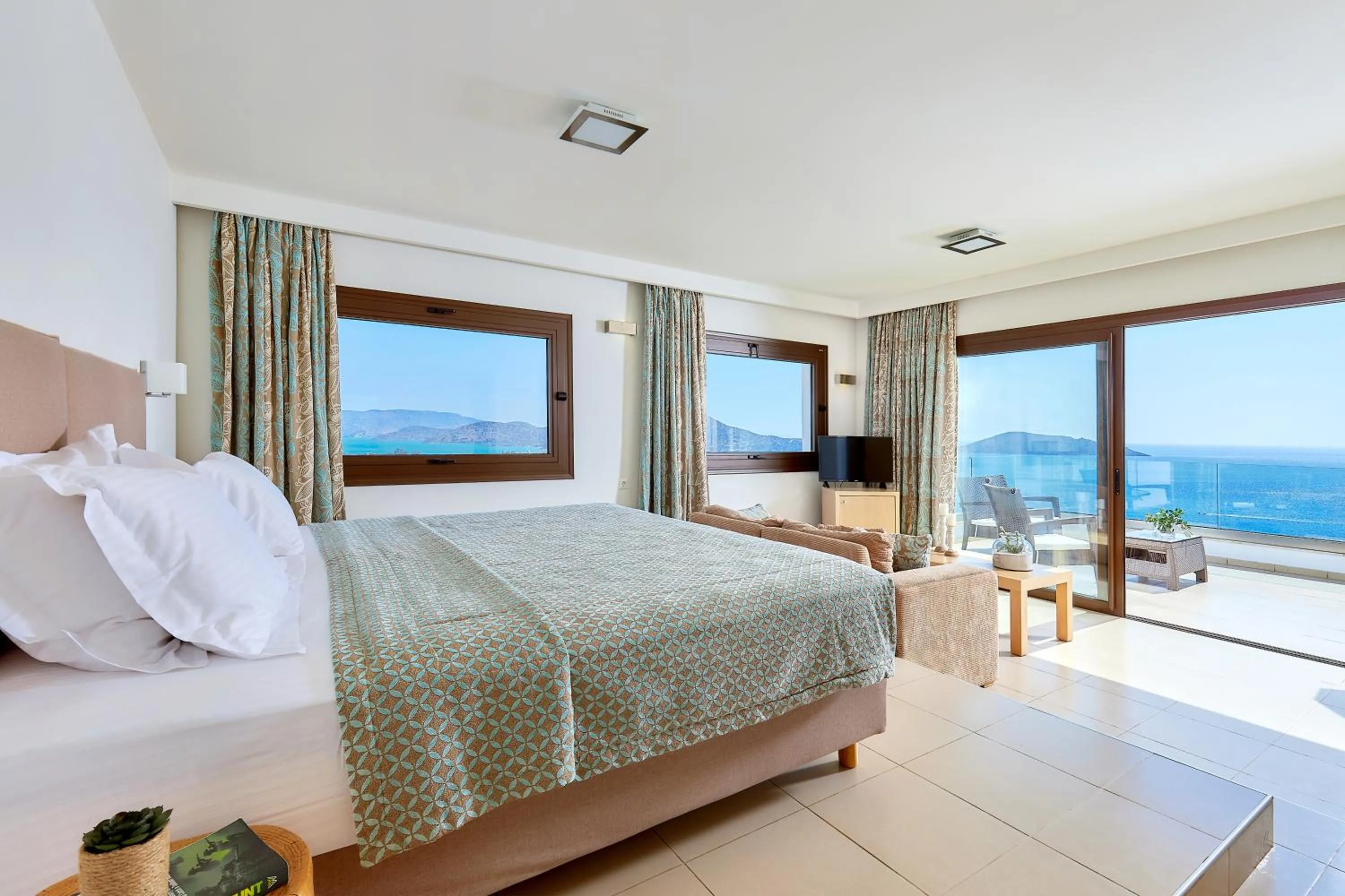 Bedroom, Sea View in Elounda Ilion Hotel Bungalows