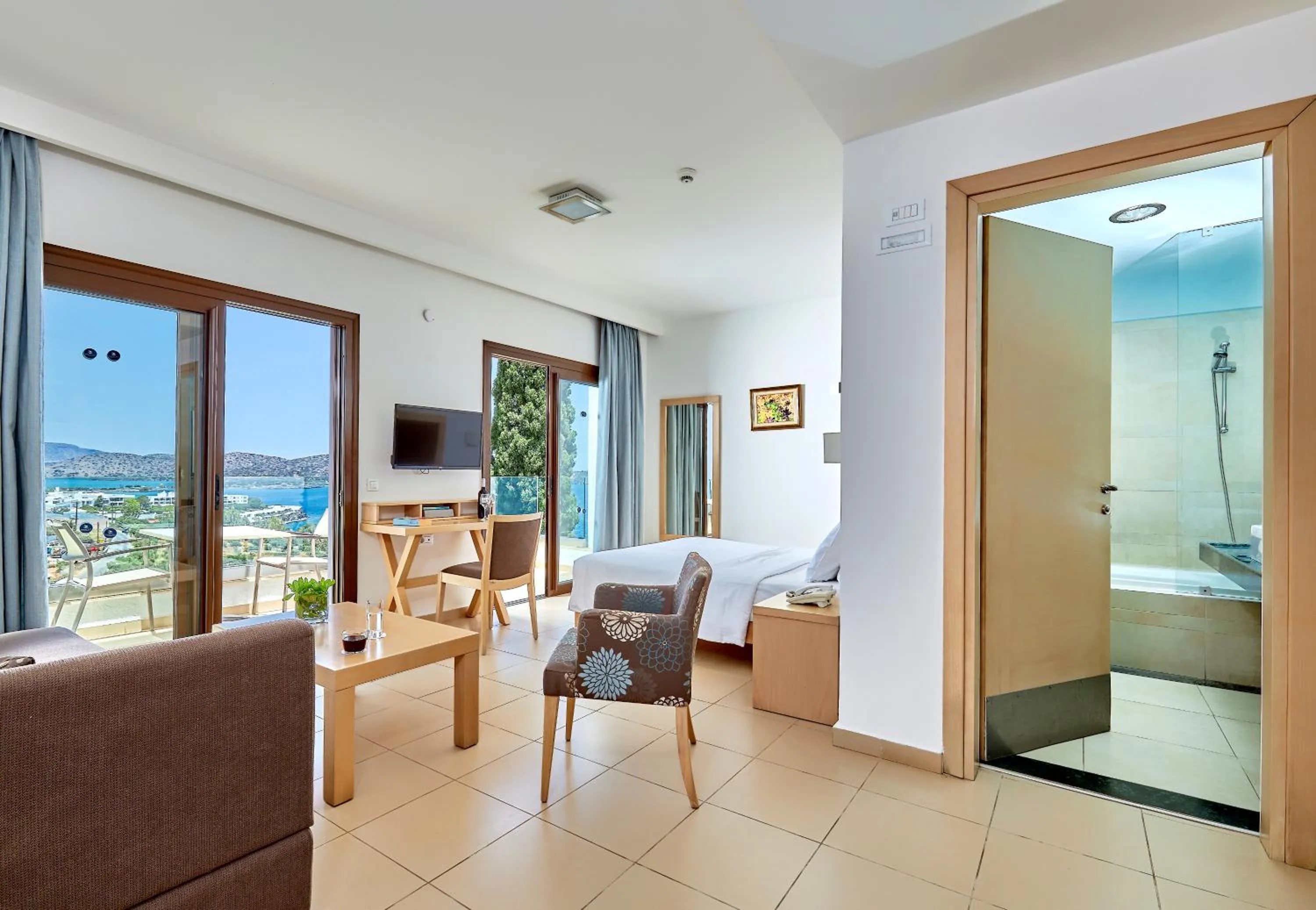 TV and multimedia, Seating Area in Elounda Ilion Hotel Bungalows