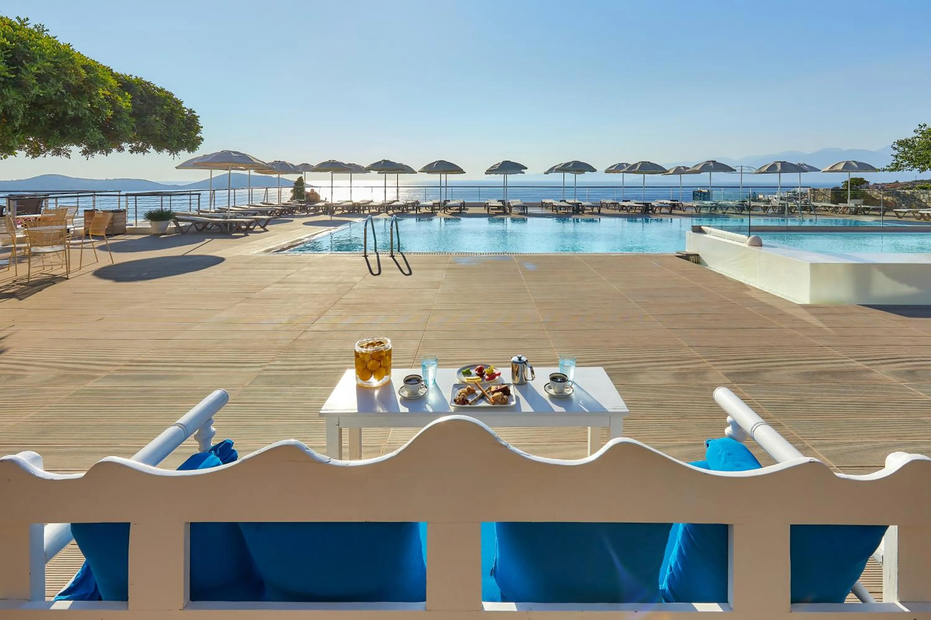 Pool view in Elounda Ilion Hotel Bungalows