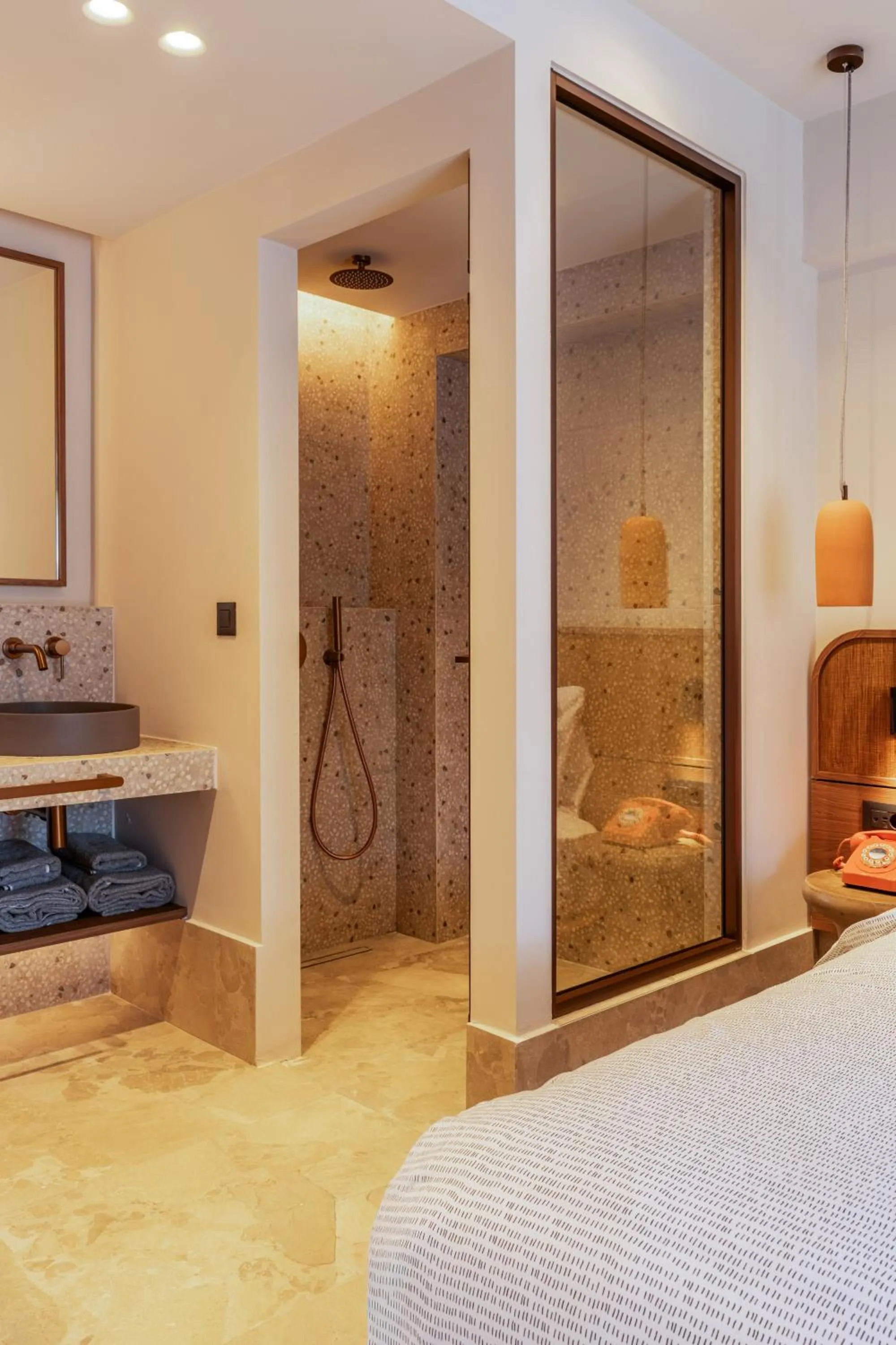 Bed in INNSiDE by Melia Elounda