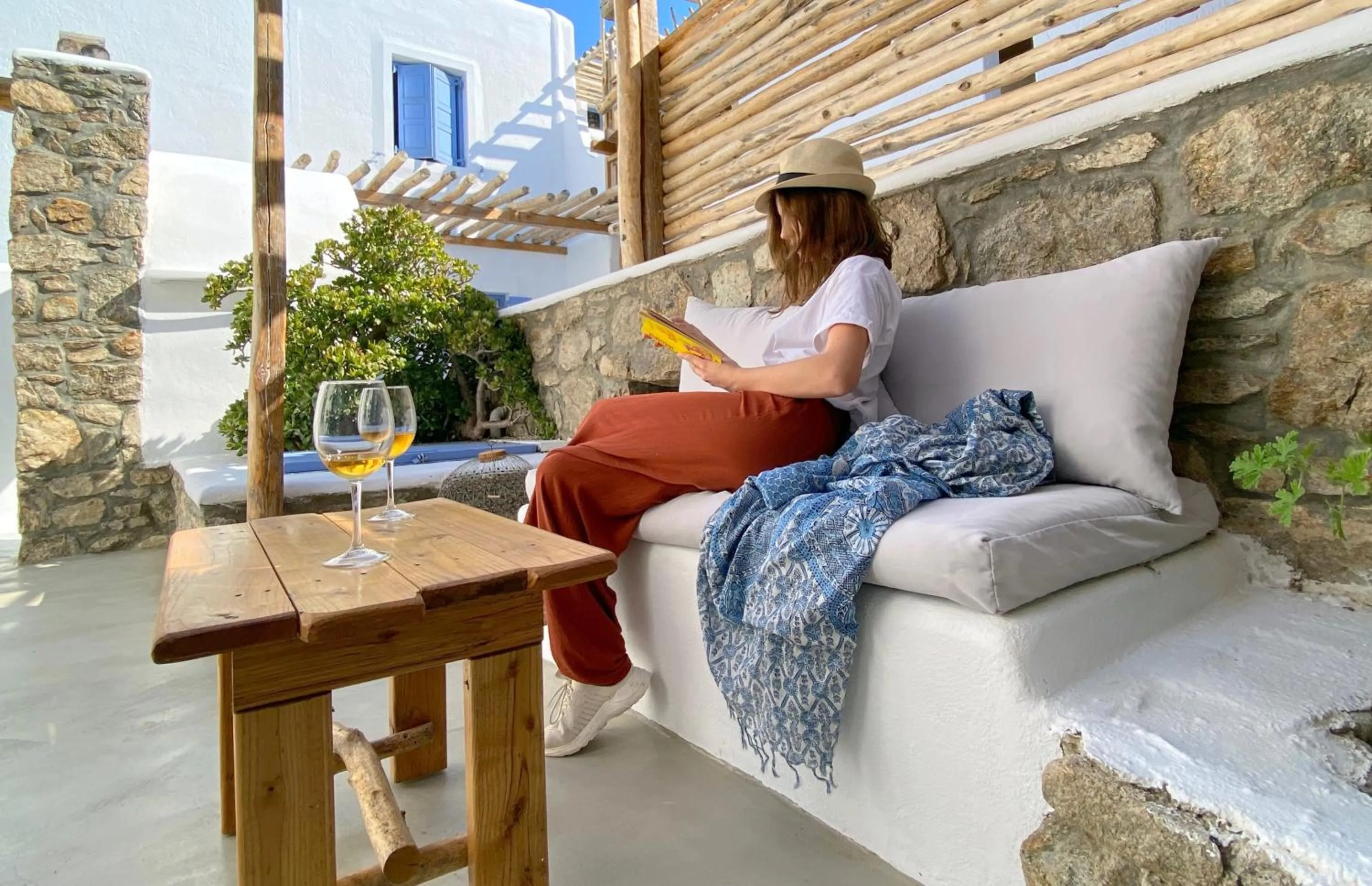 Patio in Apsenti couples only