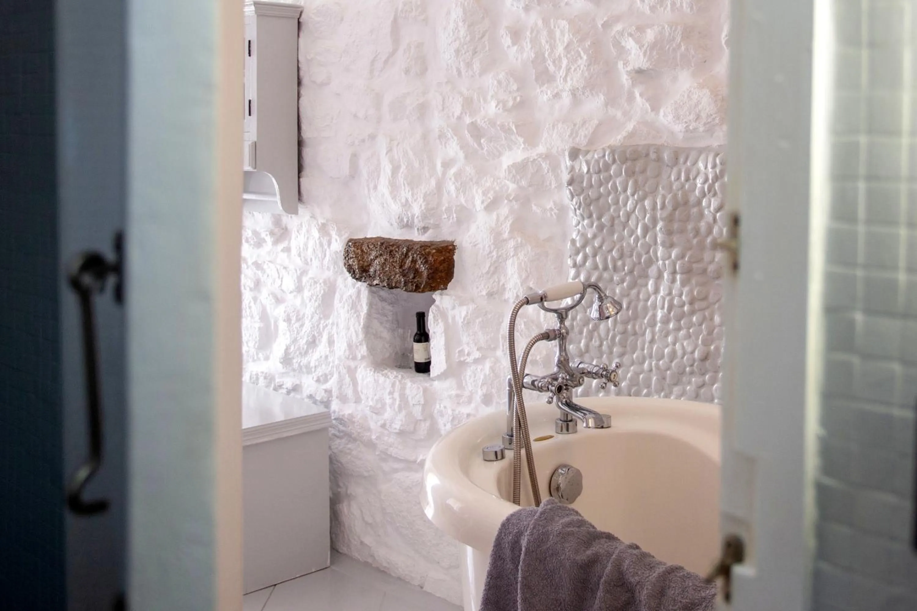 Shower in Apsenti couples only