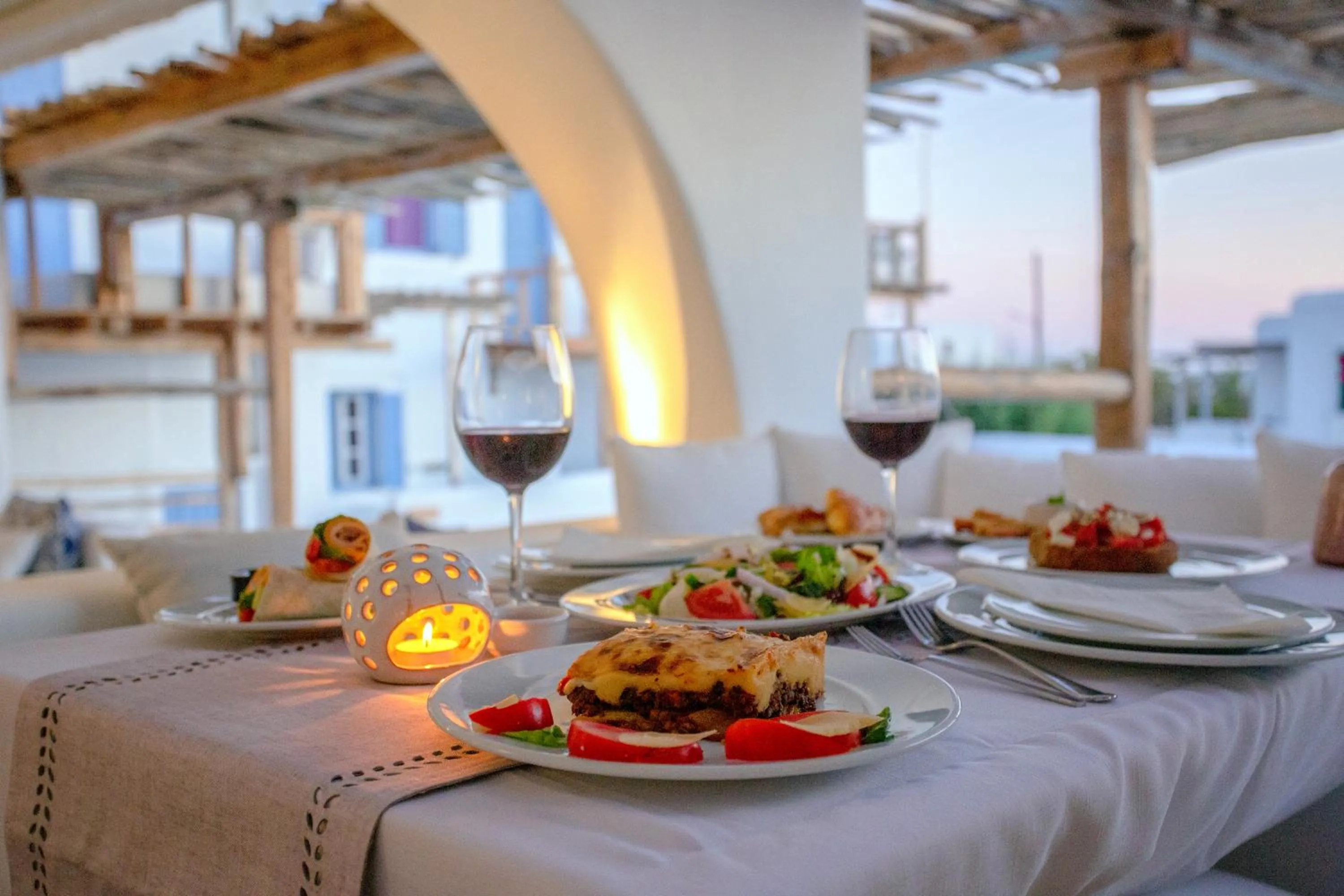 Restaurant/places to eat in Apsenti couples only