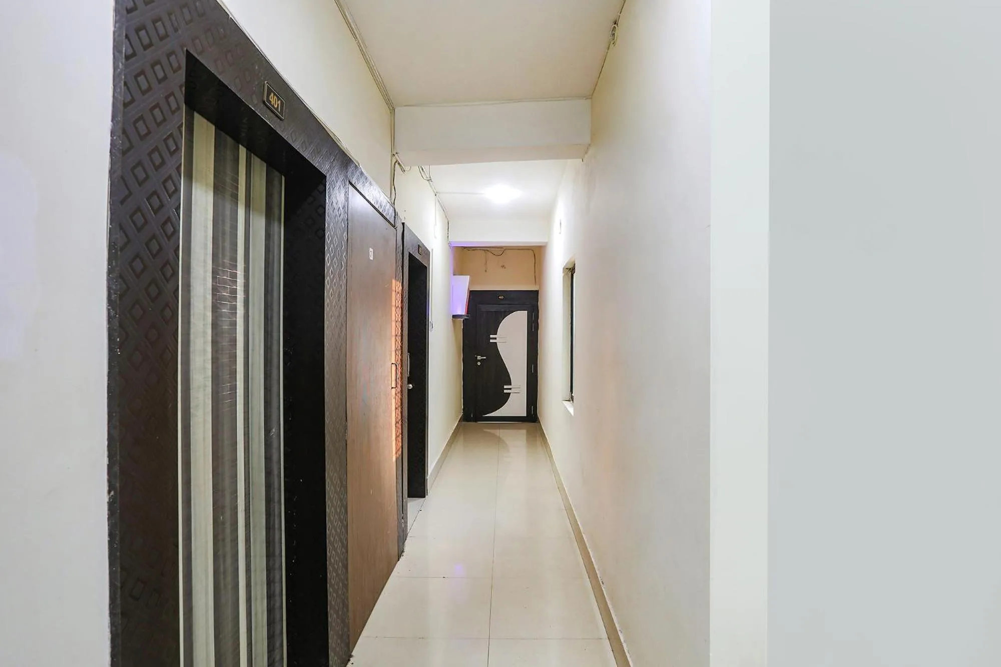 Lobby or reception in FabHotel Greenland Classic - Bhubaneswar Airport
