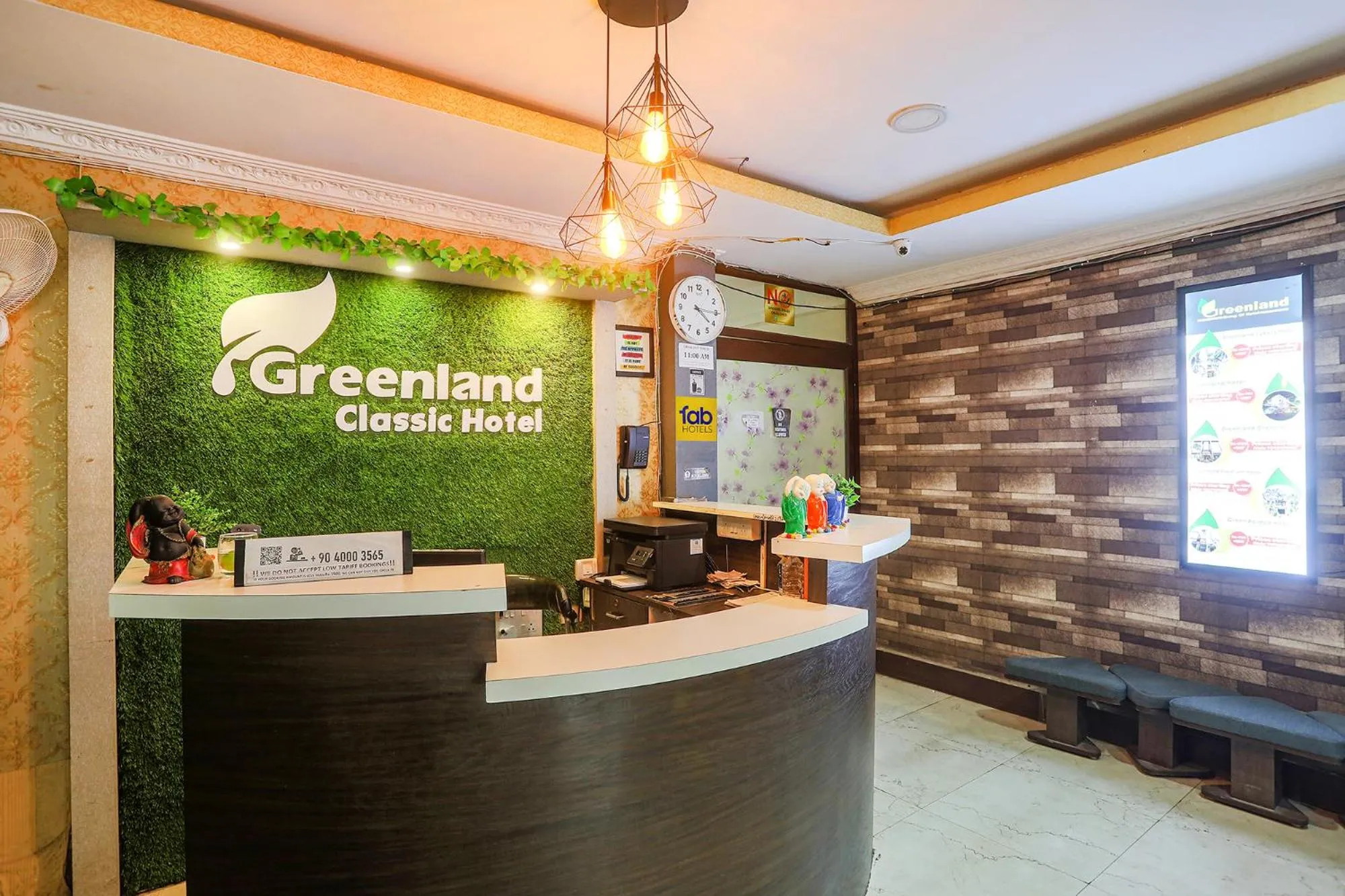 Lobby or reception in FabHotel Greenland Classic - Bhubaneswar Airport