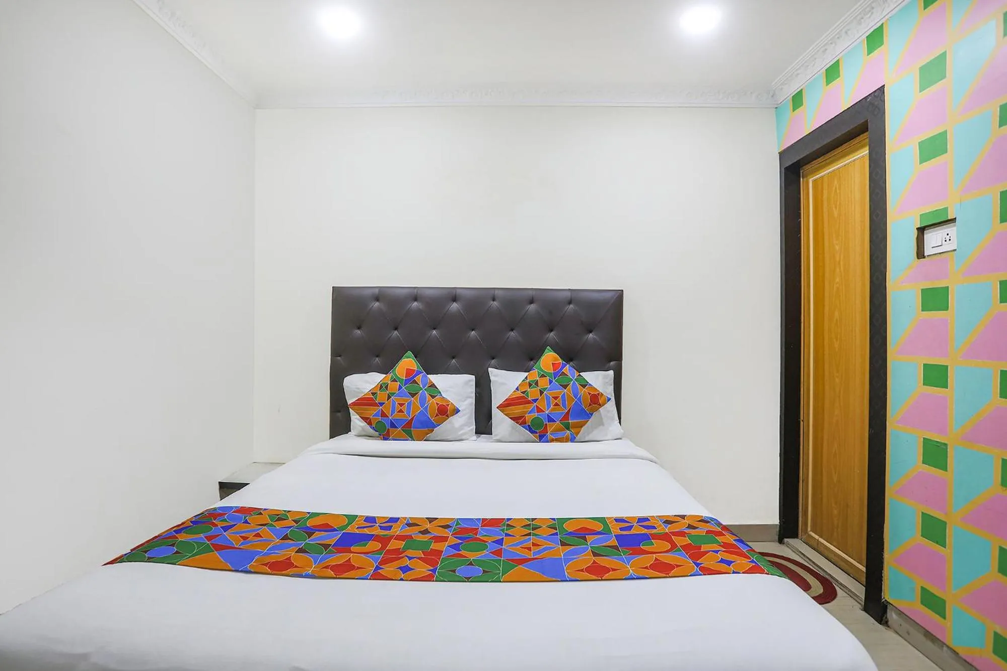 Bed in FabHotel Greenland Classic - Bhubaneswar Airport