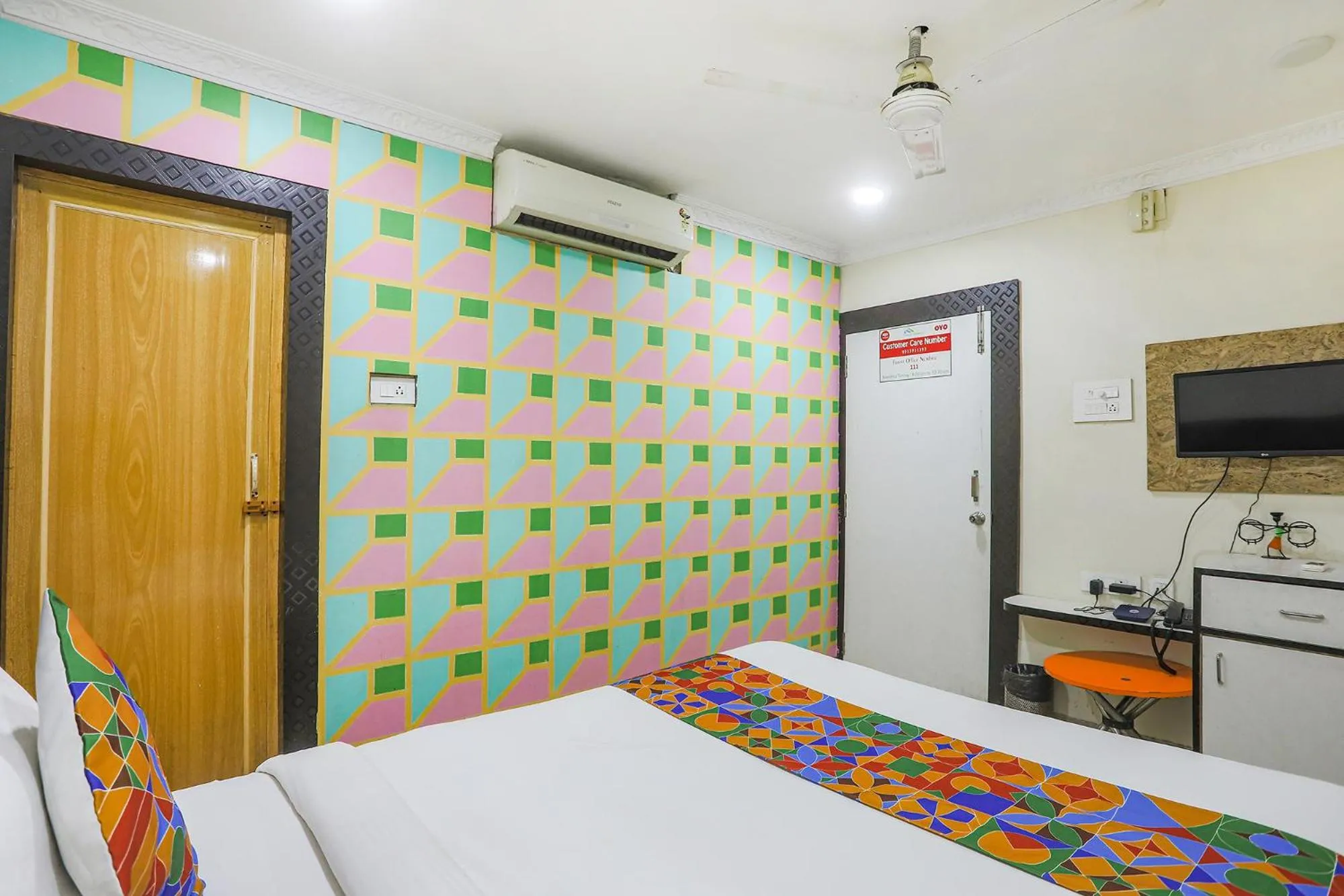 Bed in FabHotel Greenland Classic - Bhubaneswar Airport