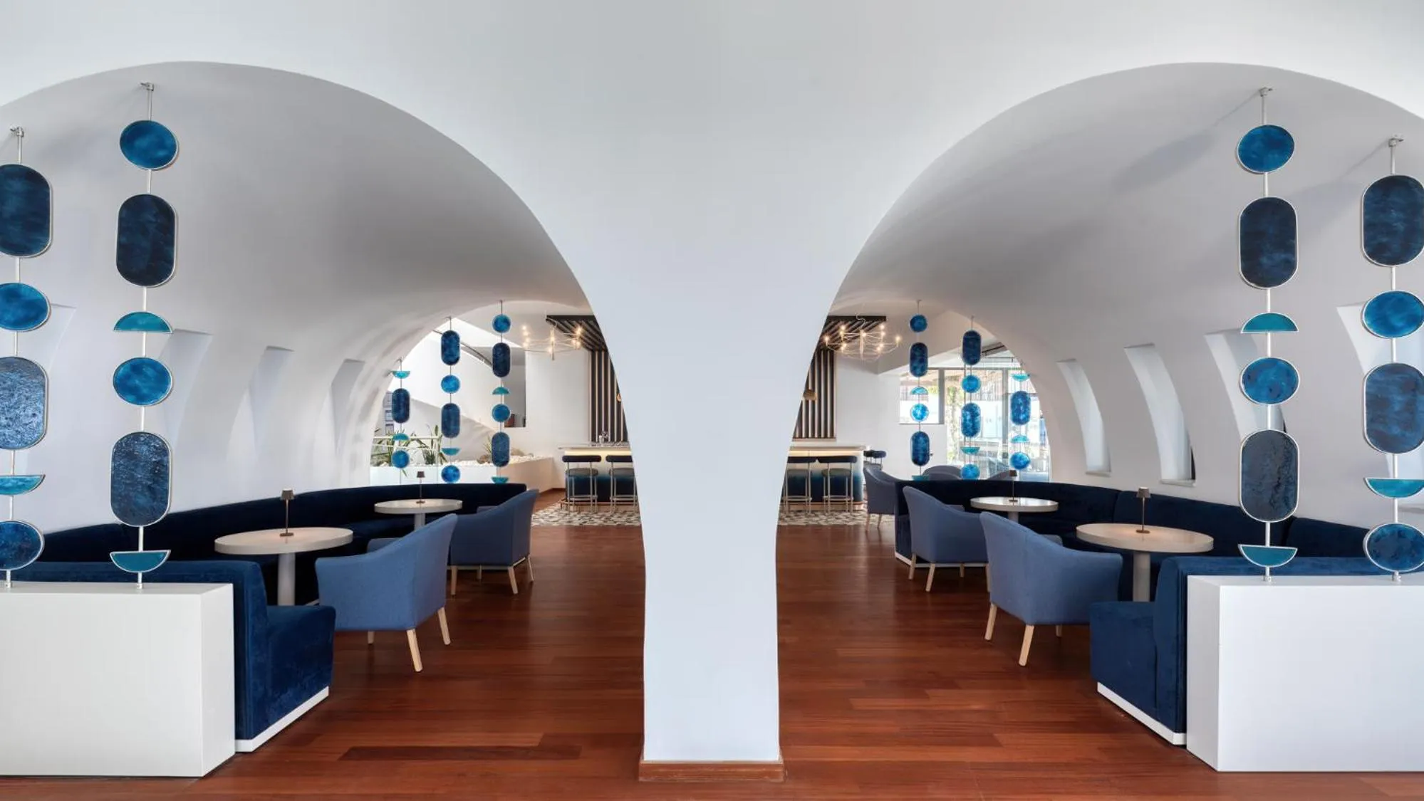 Lounge or bar in Oceanis Beach & Spa Resort