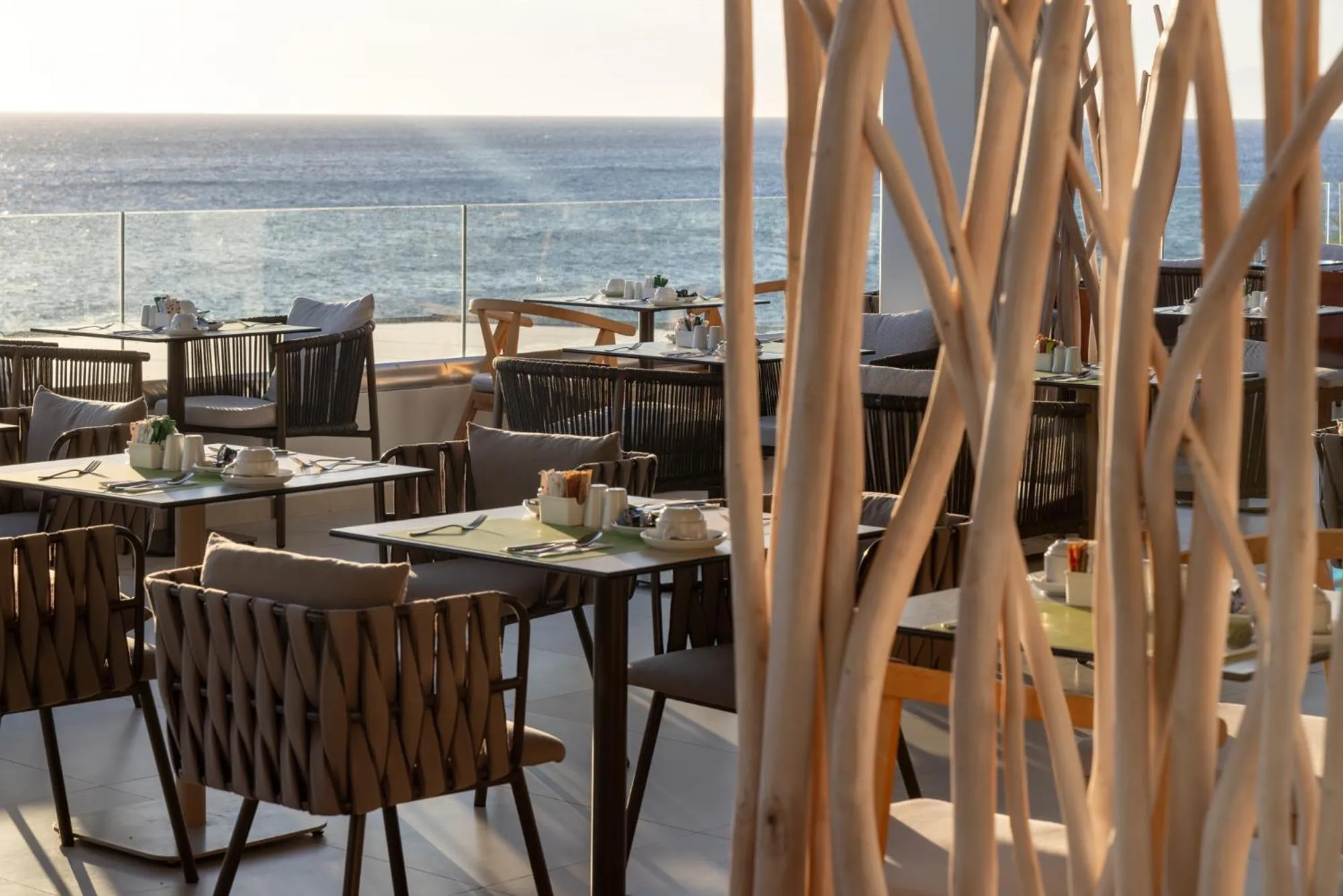 Restaurant/places to eat in Oceanis Beach & Spa Resort