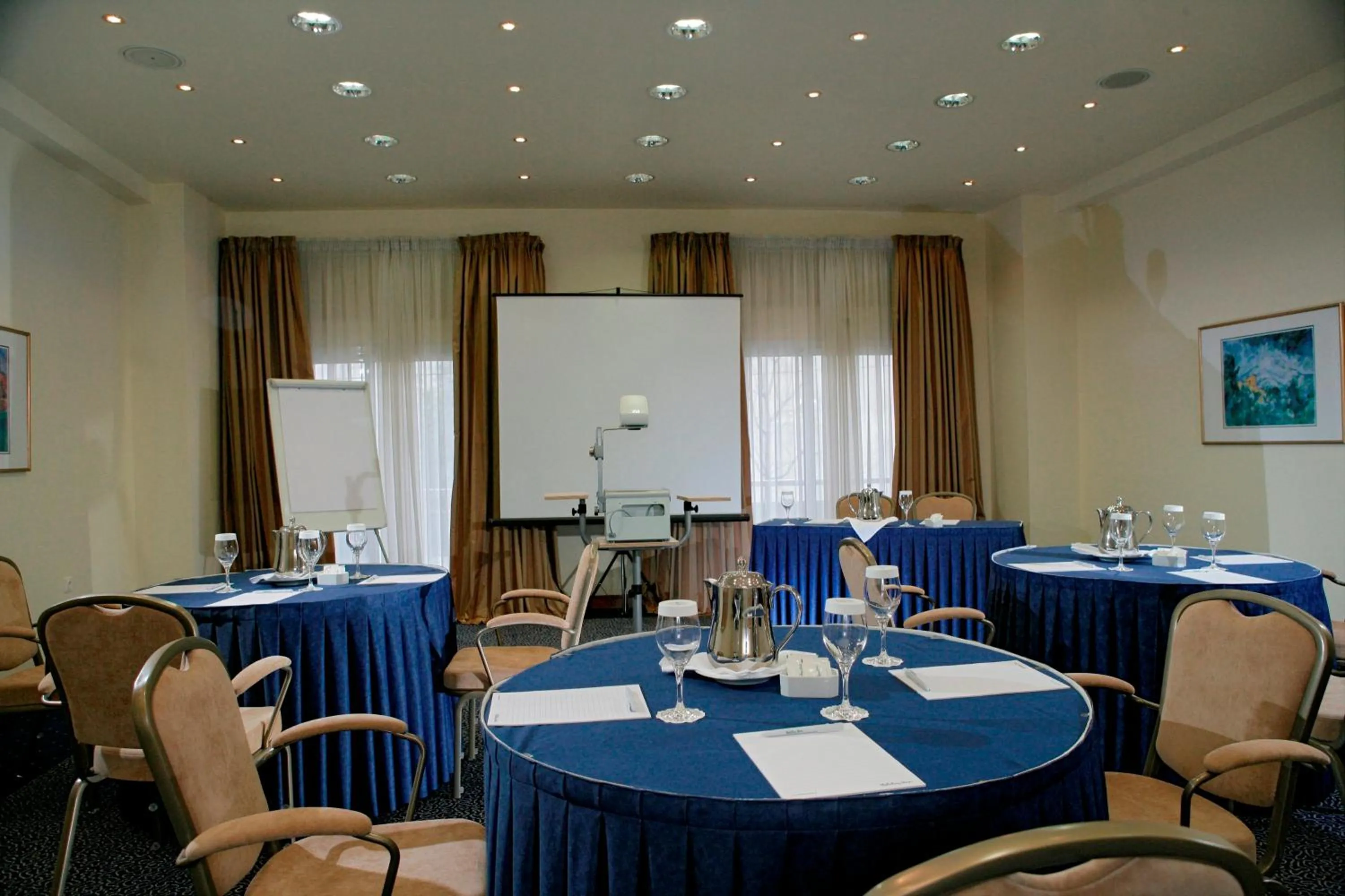Meeting/conference room in Holiday Inn Thessaloniki by IHG