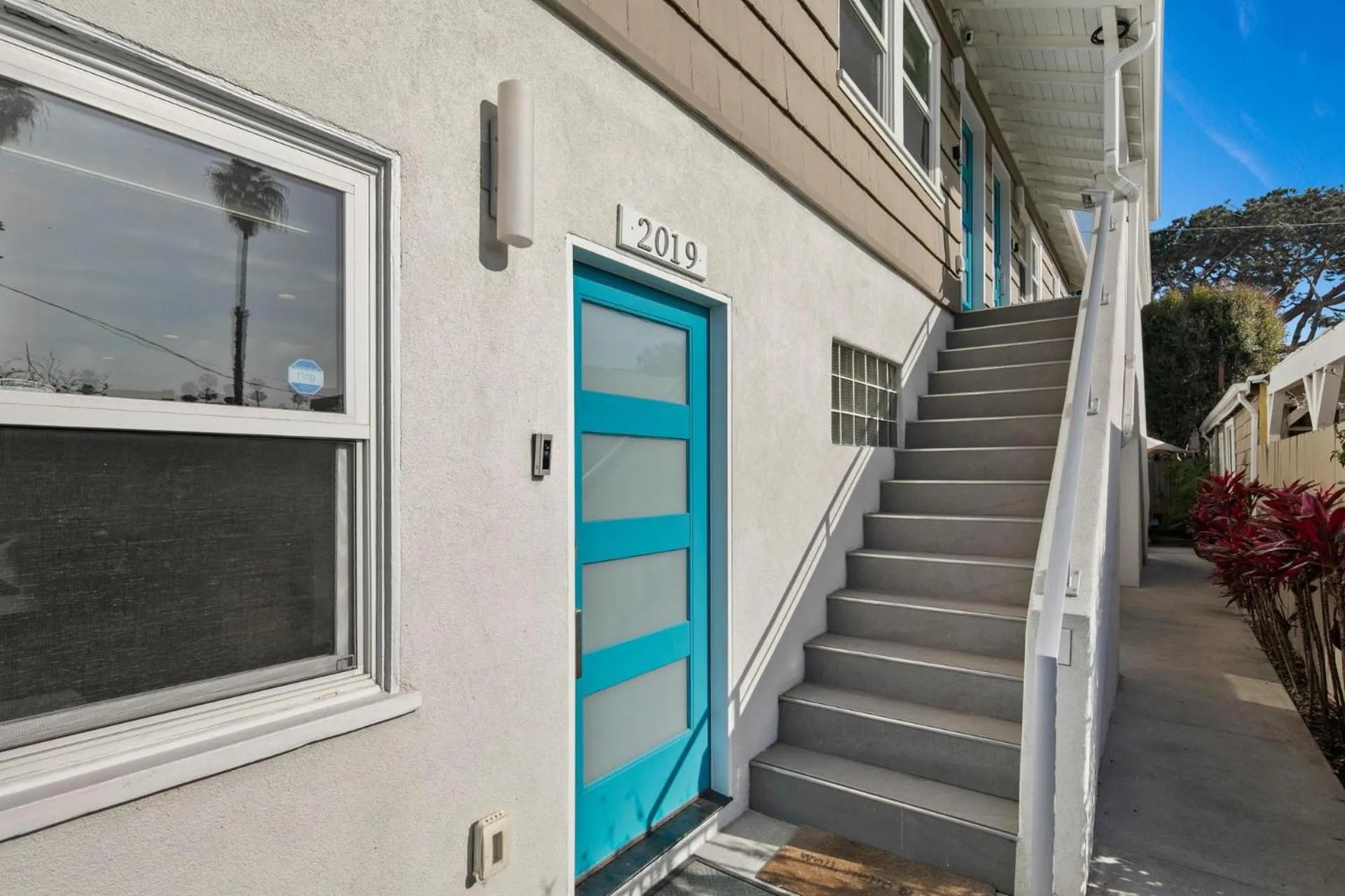 Property building in 7BD Family, Event Friendly, 2 blocks to Beach, Boardwalk