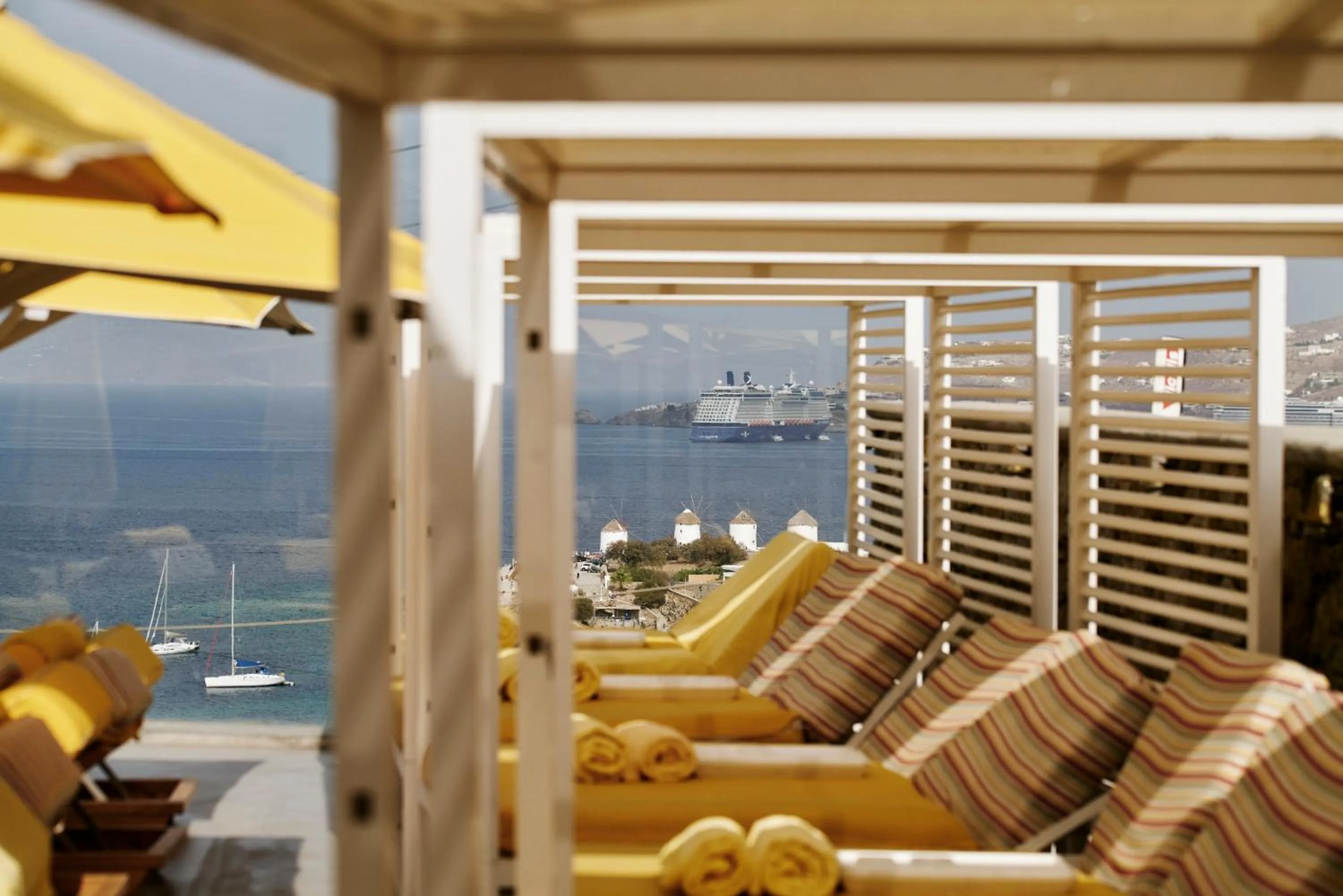 City view in Myconian Korali Relais & Chateaux