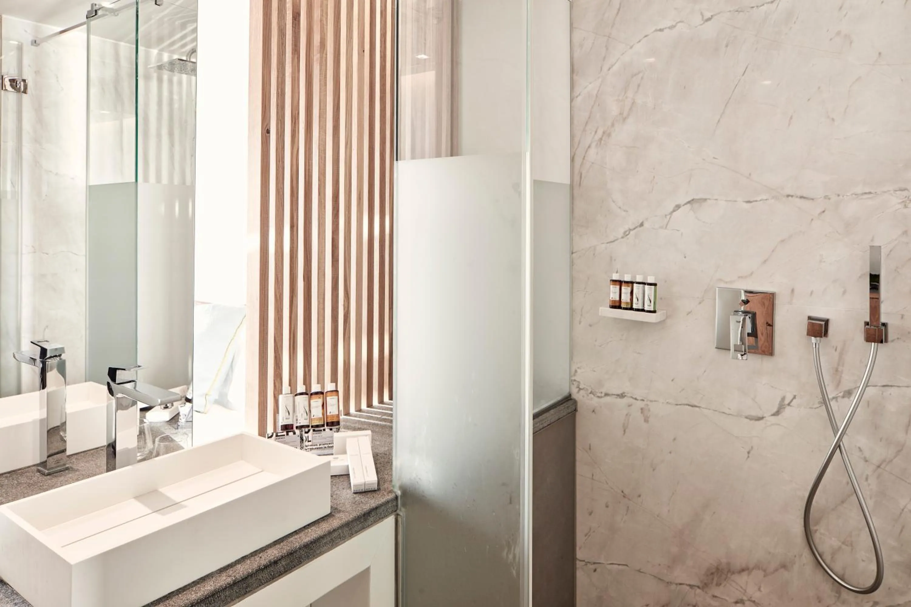 Inopos Deluxe Double Room With Land View in Myconian Korali Relais & Chateaux