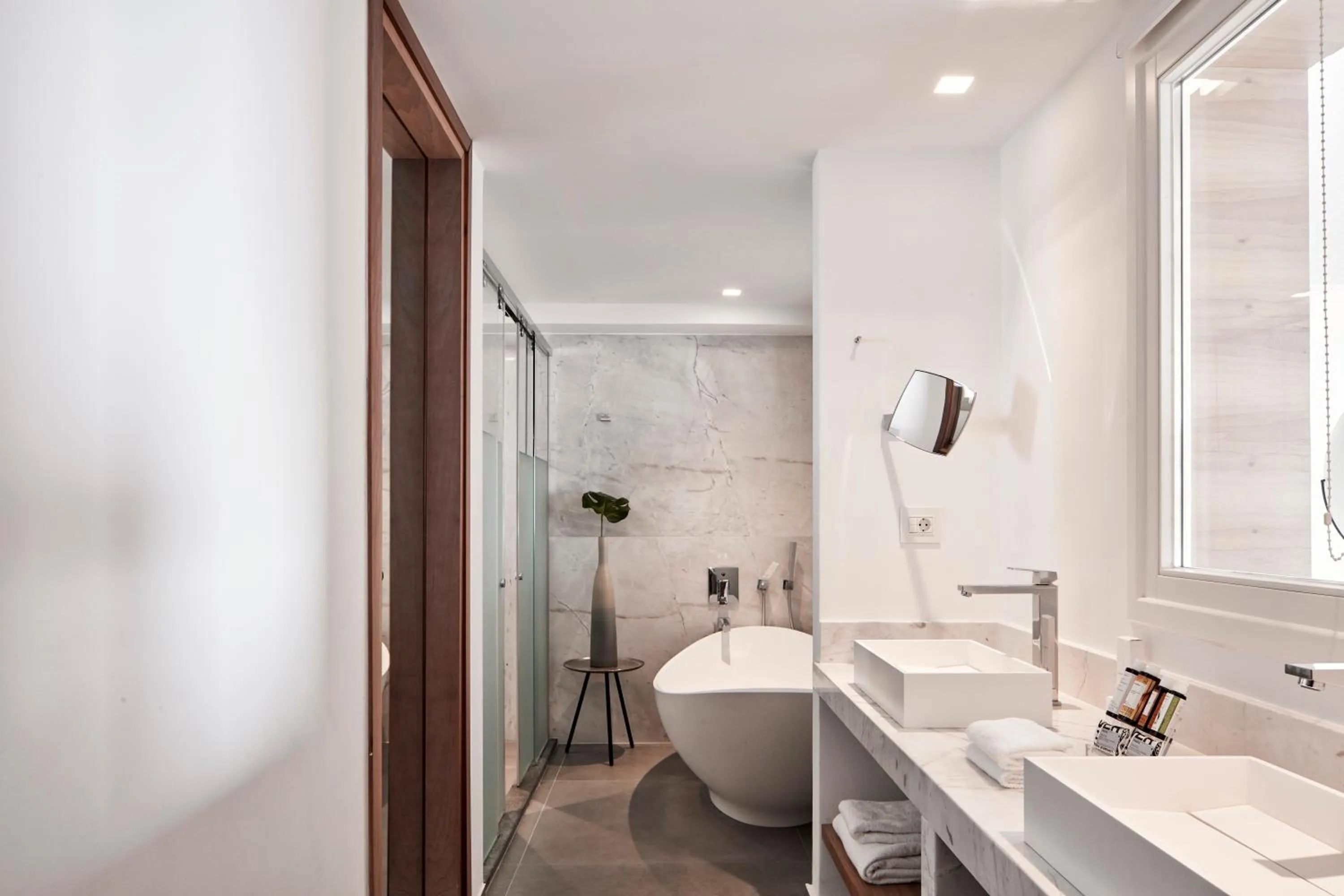 Bathroom in Myconian Korali Relais & Chateaux