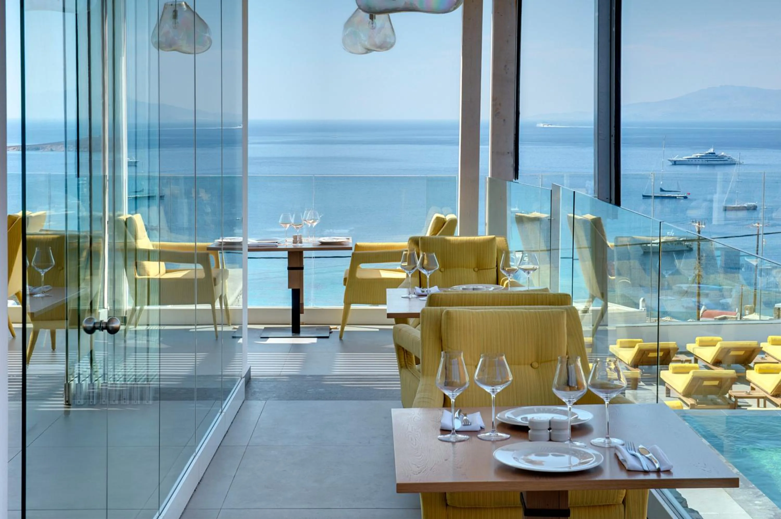 Restaurant/places to eat in Myconian Korali Relais & Chateaux