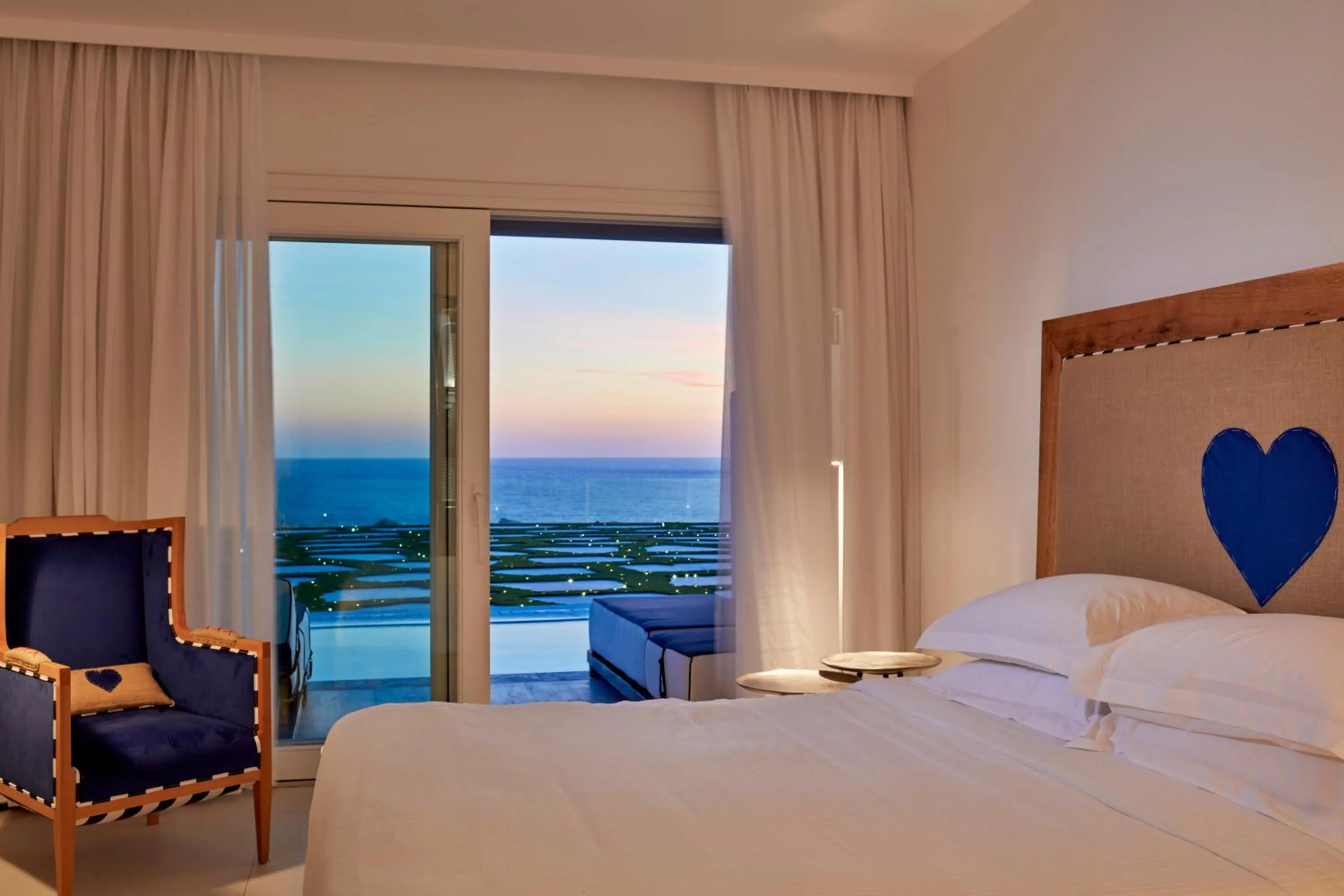 Bed in Myconian Imperial - Leading Hotels of the World