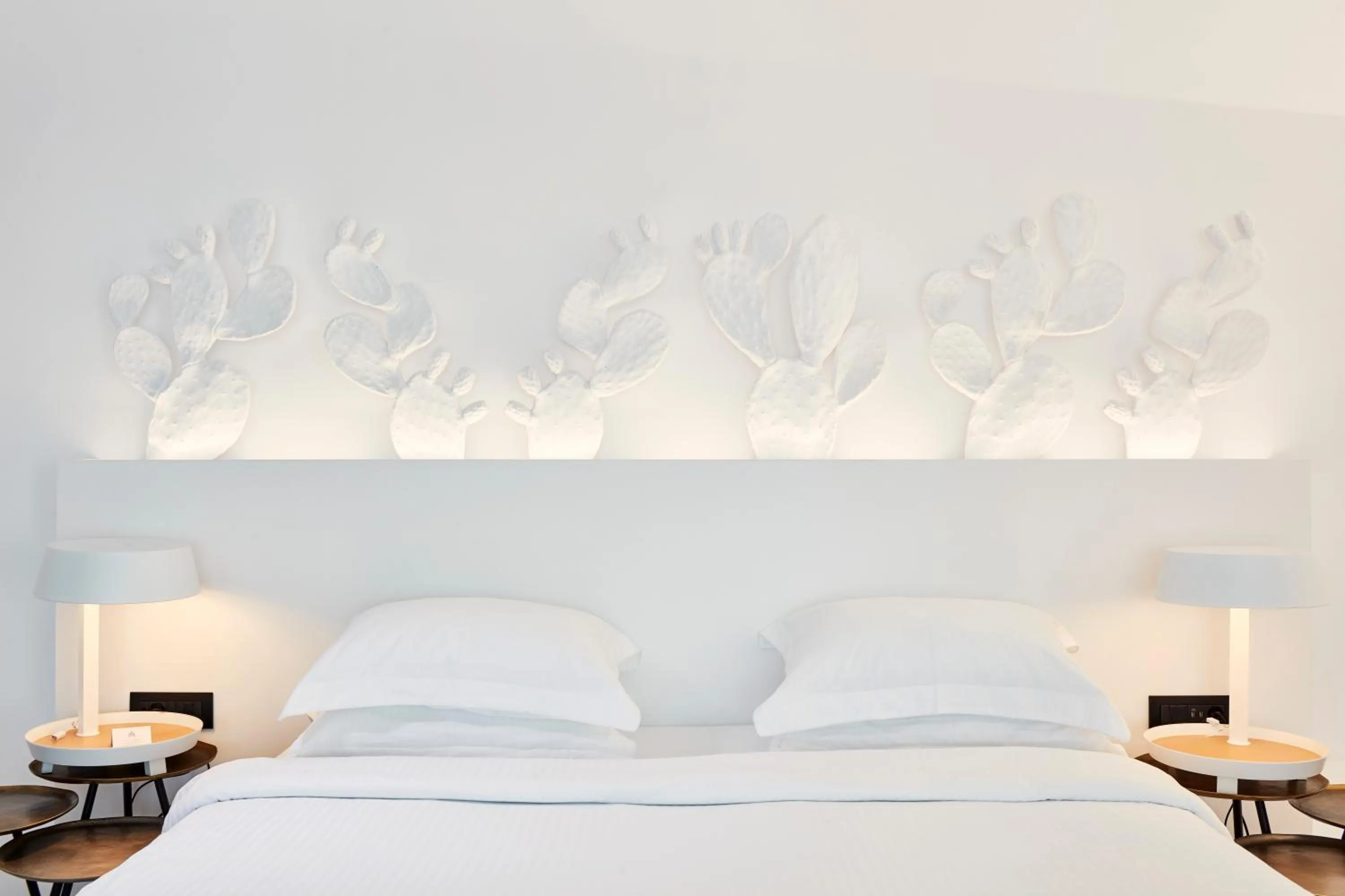 Photo of the whole room, Bed in Royal Myconian - Leading Hotels of the World