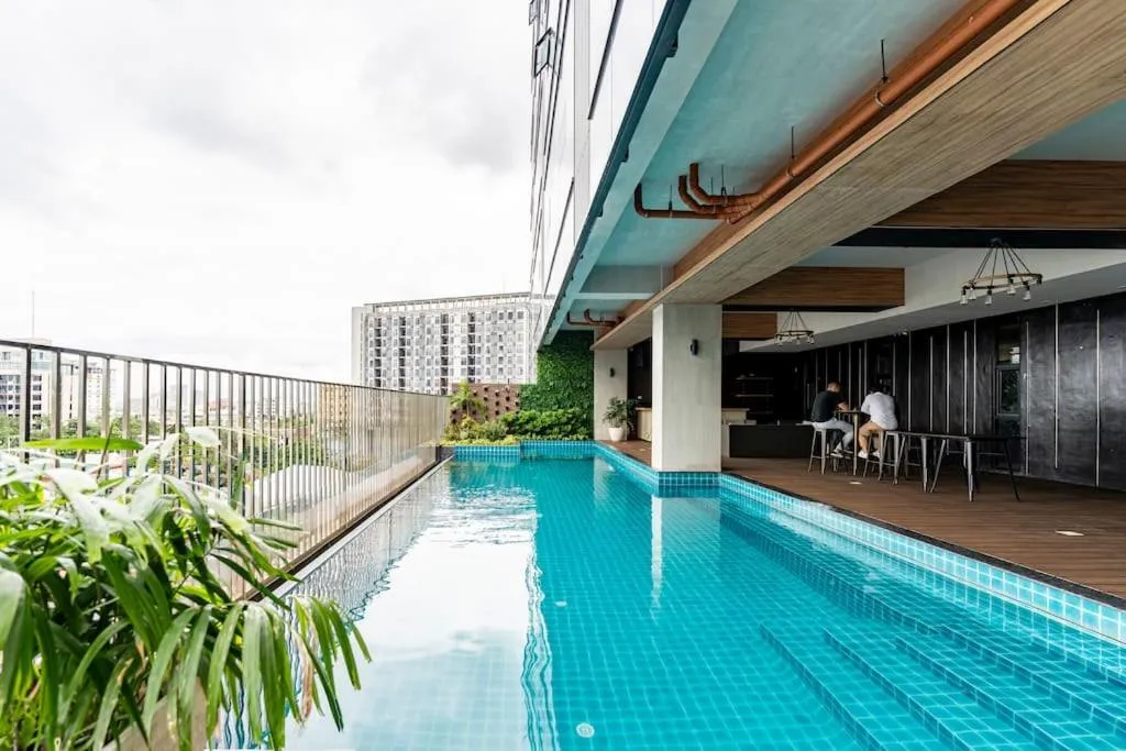 Pool view in Your Home Near The City Life