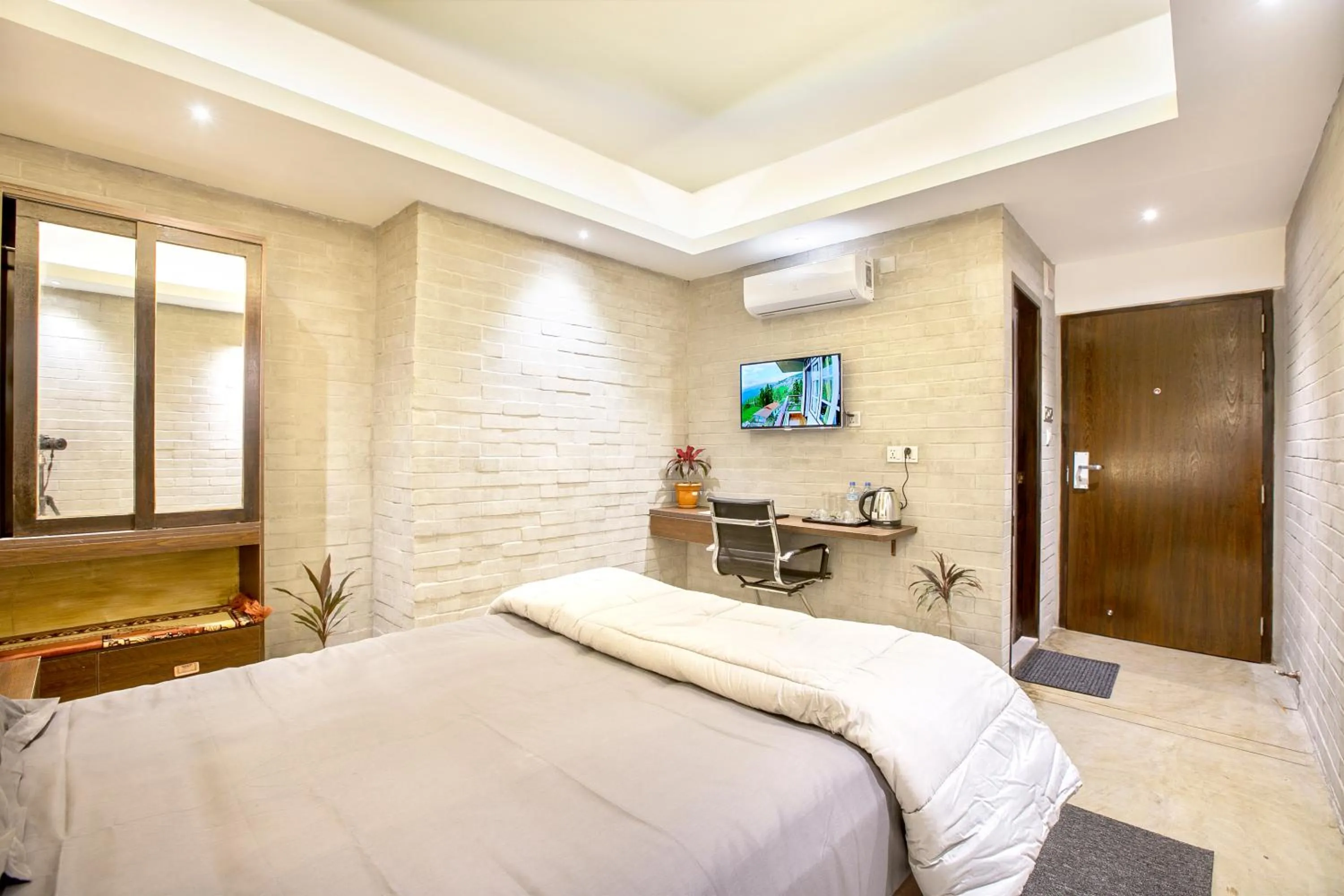 TV and multimedia, Bed in Rahma’s B&B