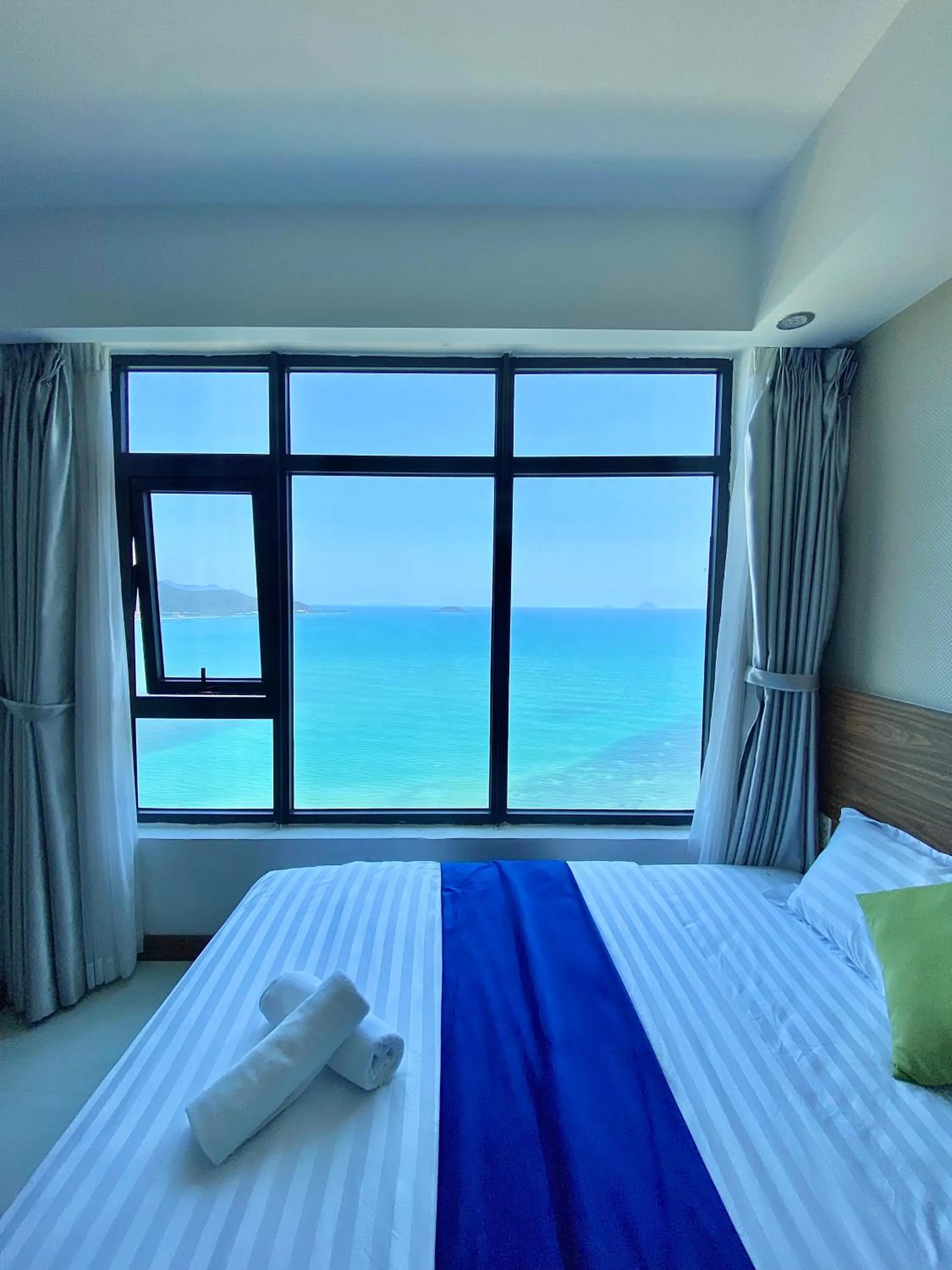 Bed in Ocean Dream Apartment Nha Trang