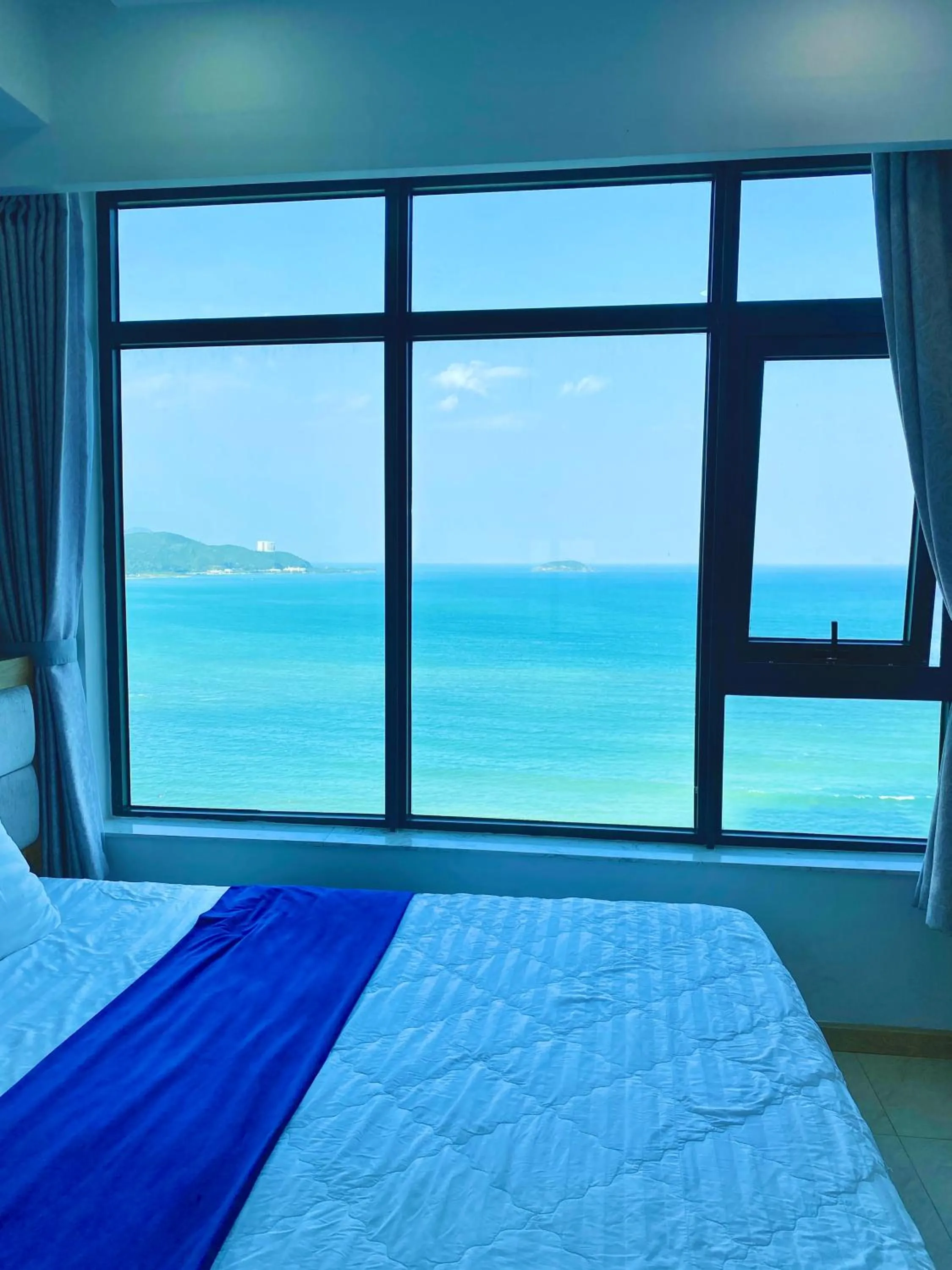 Bed in Ocean Dream Apartment Nha Trang