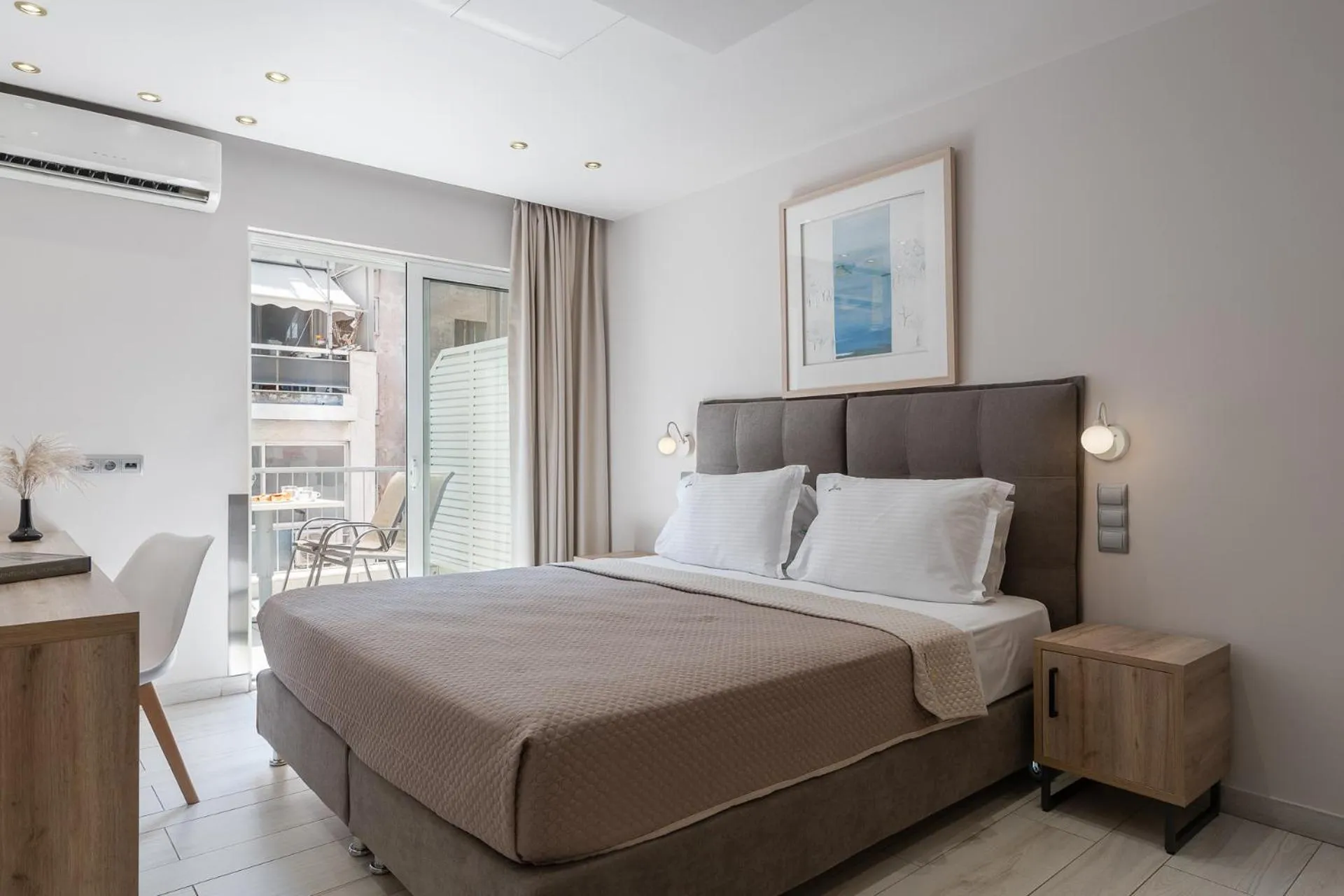 Bed in Piraeus City Hotel